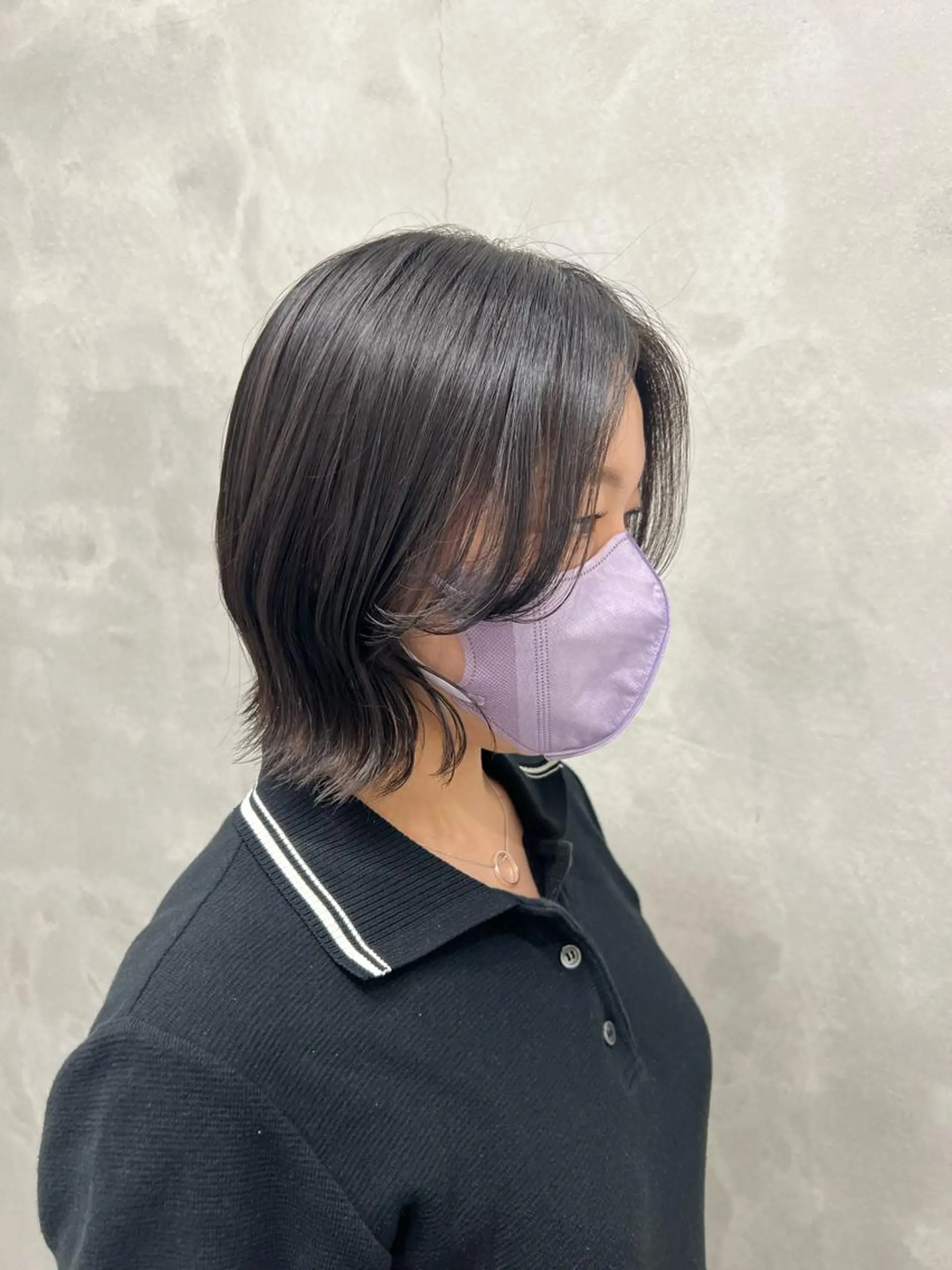 ショート ボブ 外ハネヘア ワンホンヘア 村山 豪歩のヘアスタイル