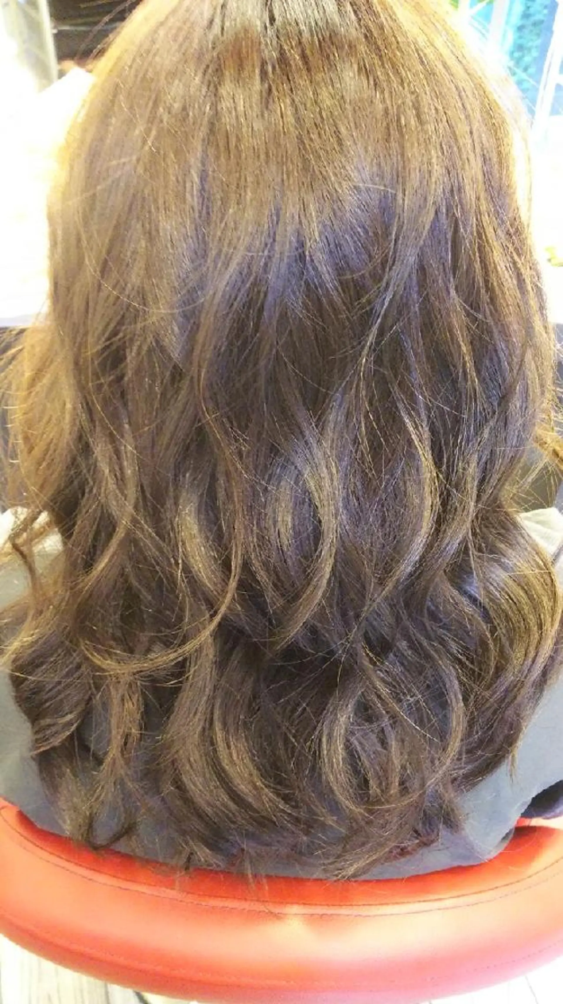 カラー ミディアム 透明感カラー カット ヘアカラー トリートメント ✂デザインカット🐟 高評価✂戸崎俊成✂のヘアスタイル