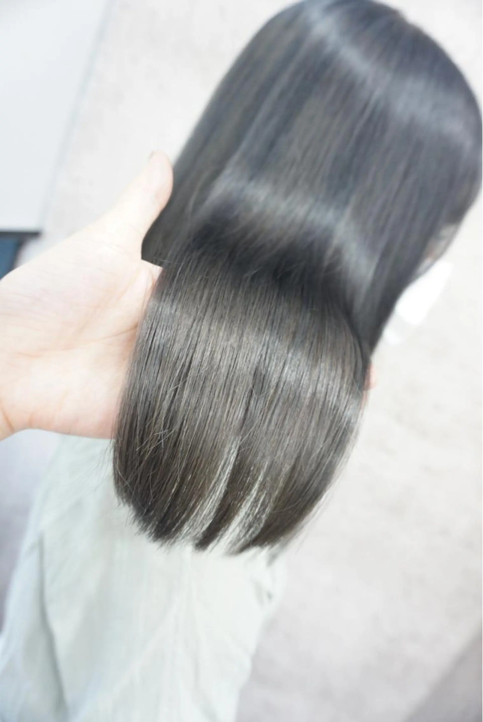 セミロング カット ヘアカラー 縮毛矯正 トリートメント 羽田 hadaのヘアスタイル