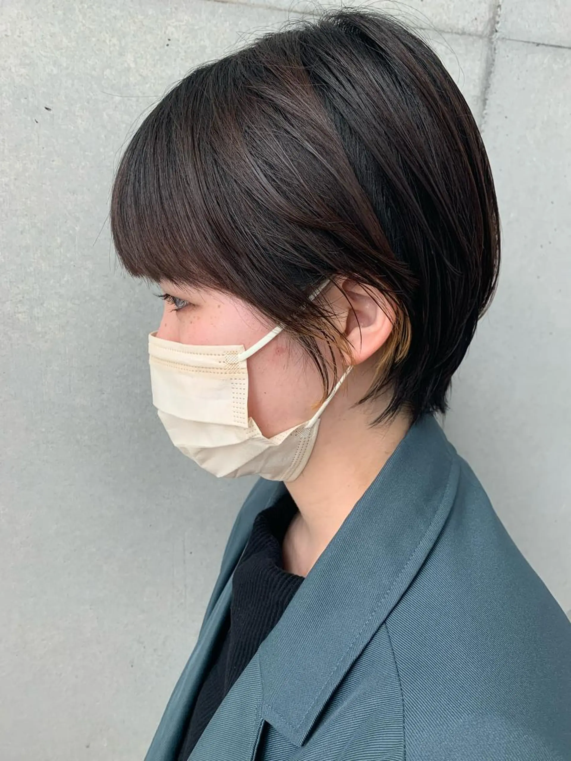 ショート Asti blanche所属・ブリーチなしWカラー /地毛風/小林凪沙のヘアスタイル