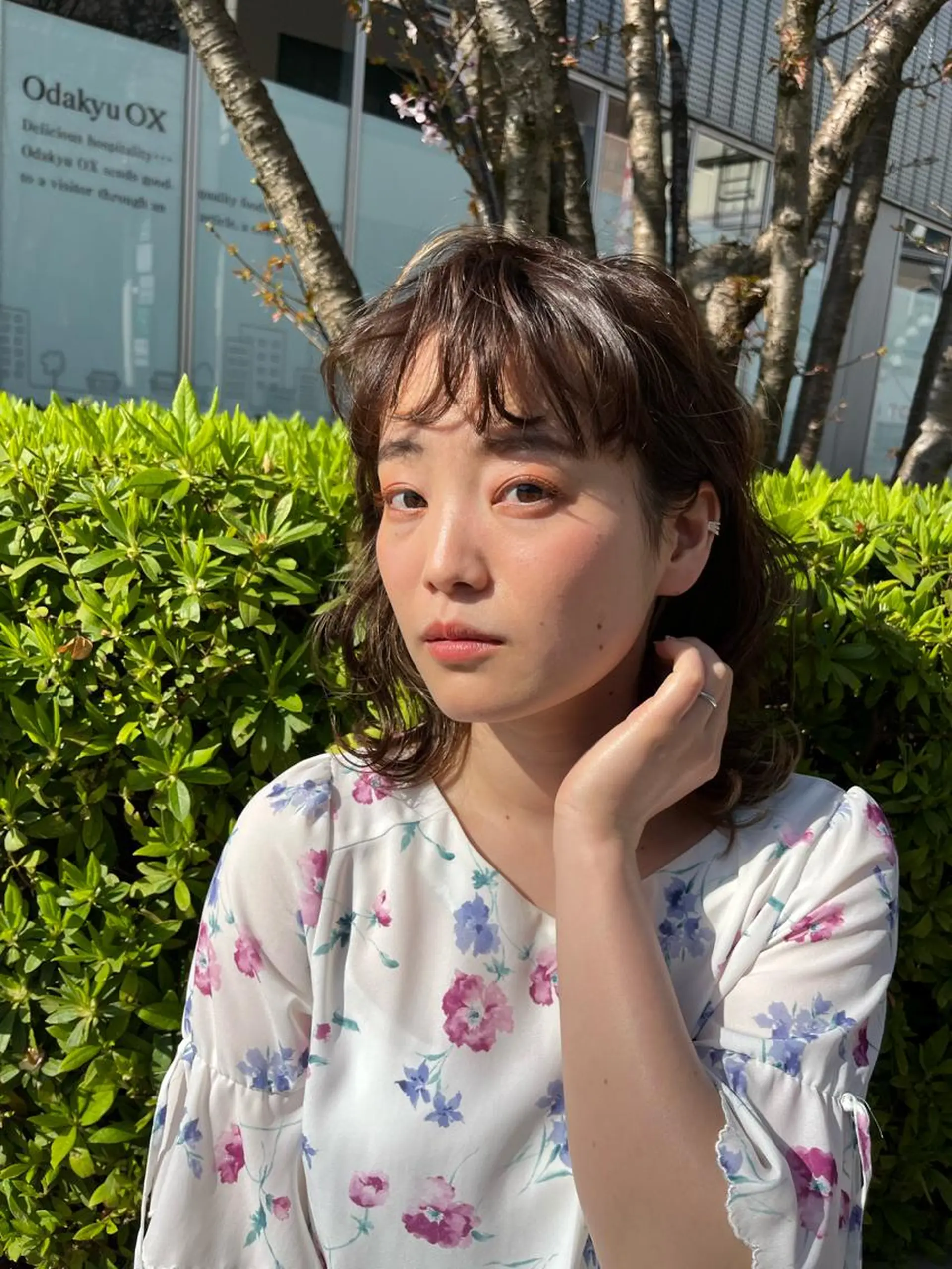 ミディアム ウスイマイコ カット/ケアカラーのヘアスタイル