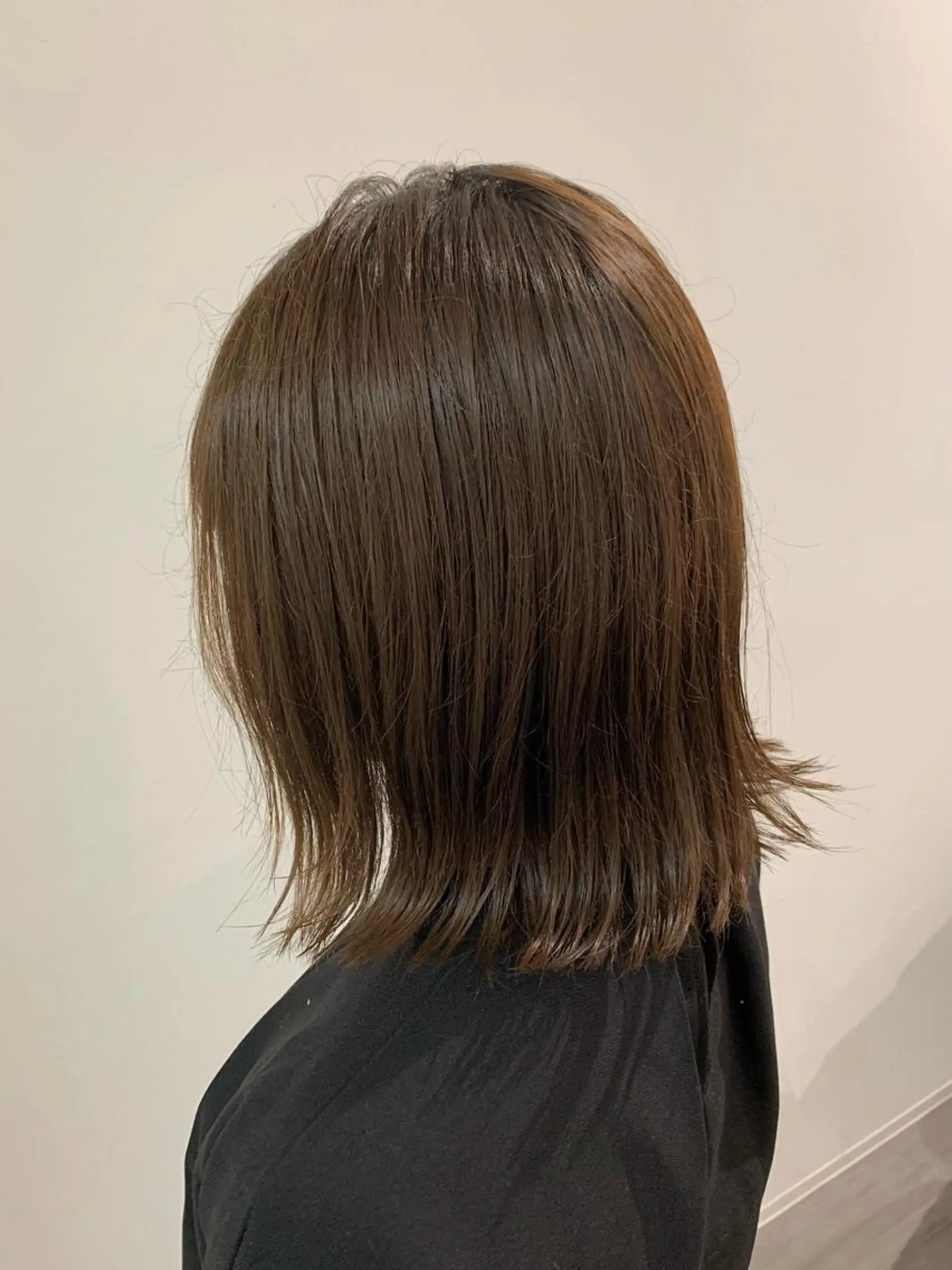 ミディアム 【酸性ストレート】 宮下和明のヘアスタイル