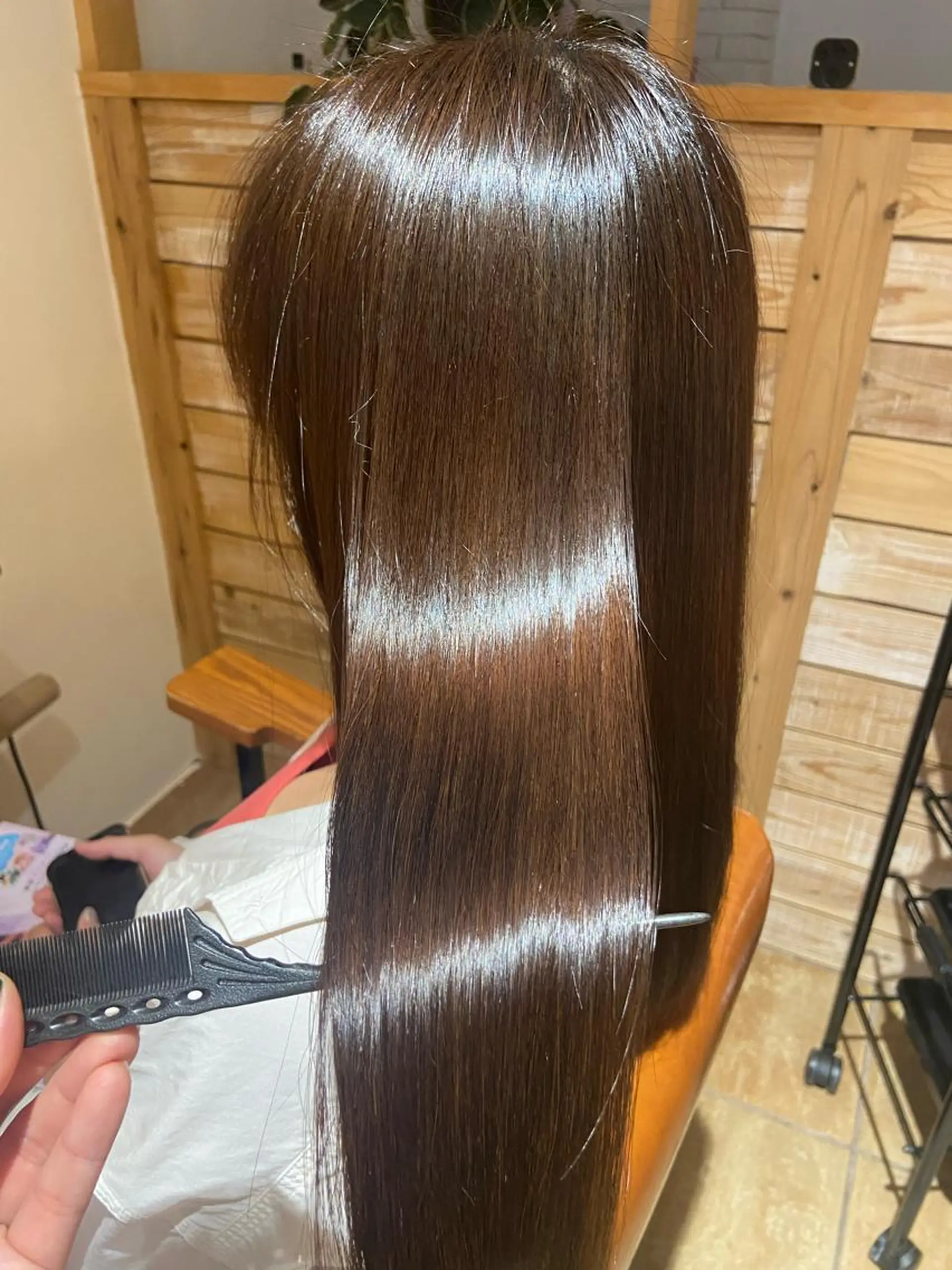 ロング ayumi🦖/ ブリーチカラーのヘアスタイル