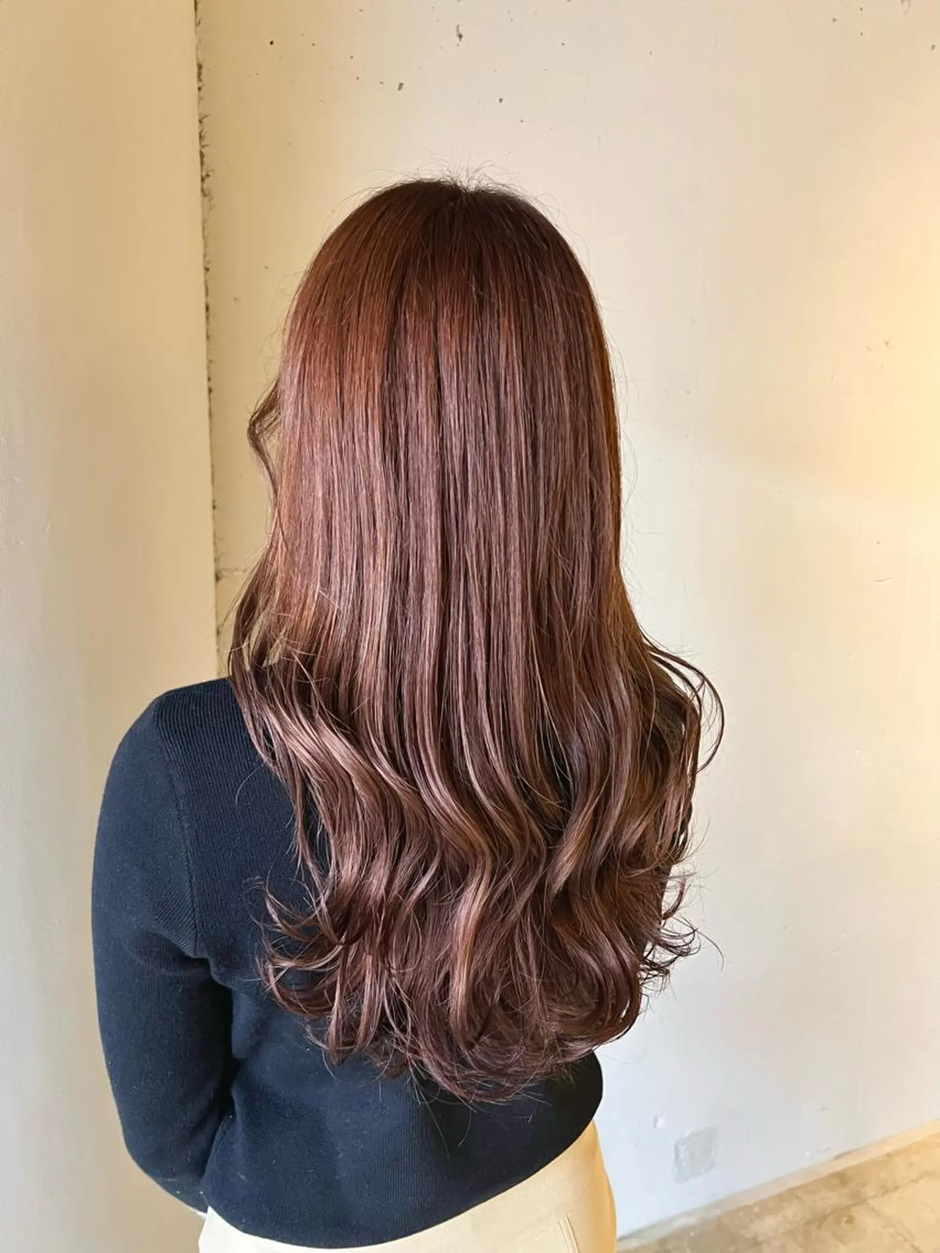 ロング カラー ブラウンカラー ピンクカラー ヘアカラー トリートメント カラースペシャリスト しょう🧑🏼‍🎨のヘアスタイル