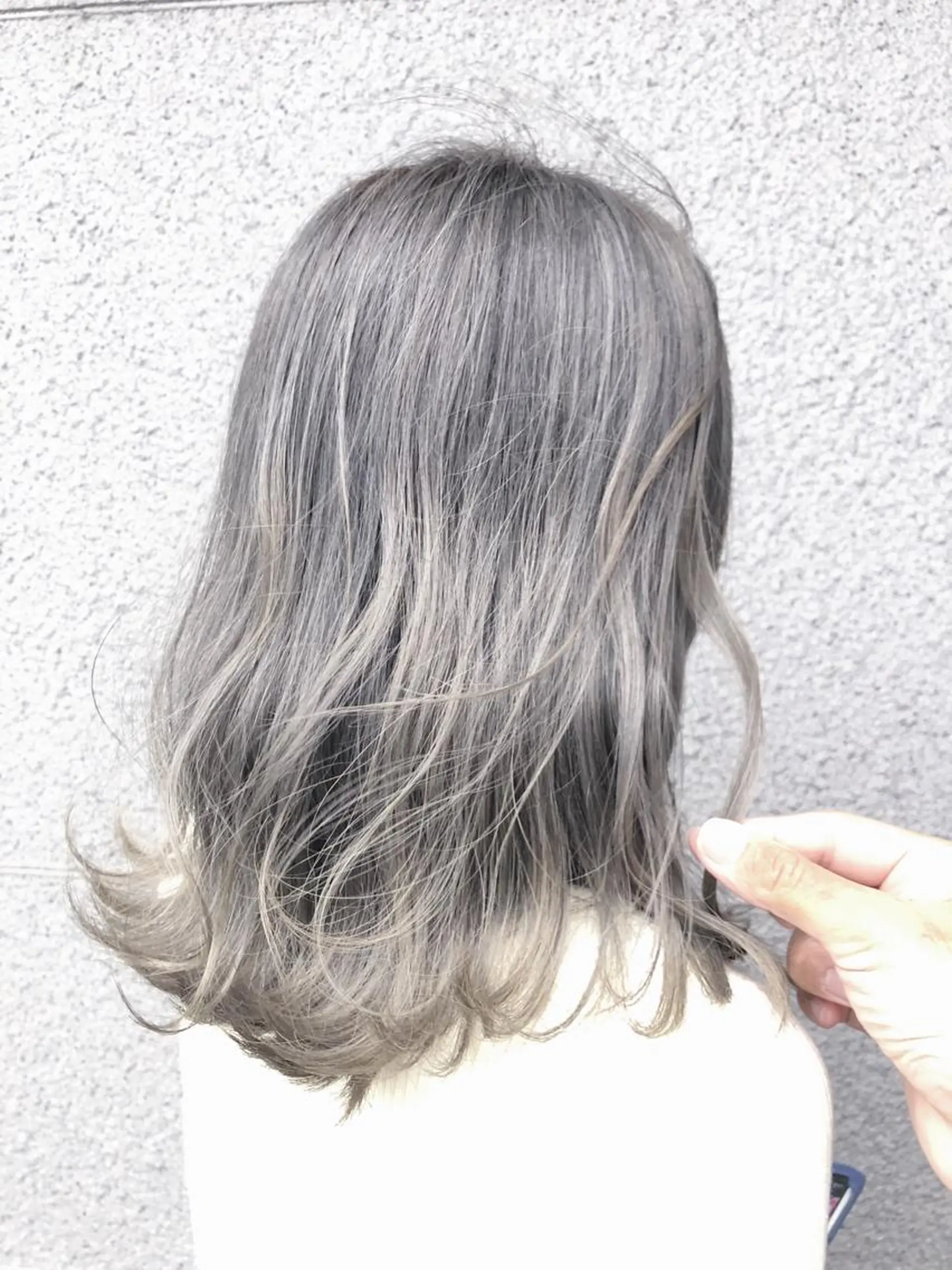 セミロング カラー 清水 彬允のヘアスタイル
