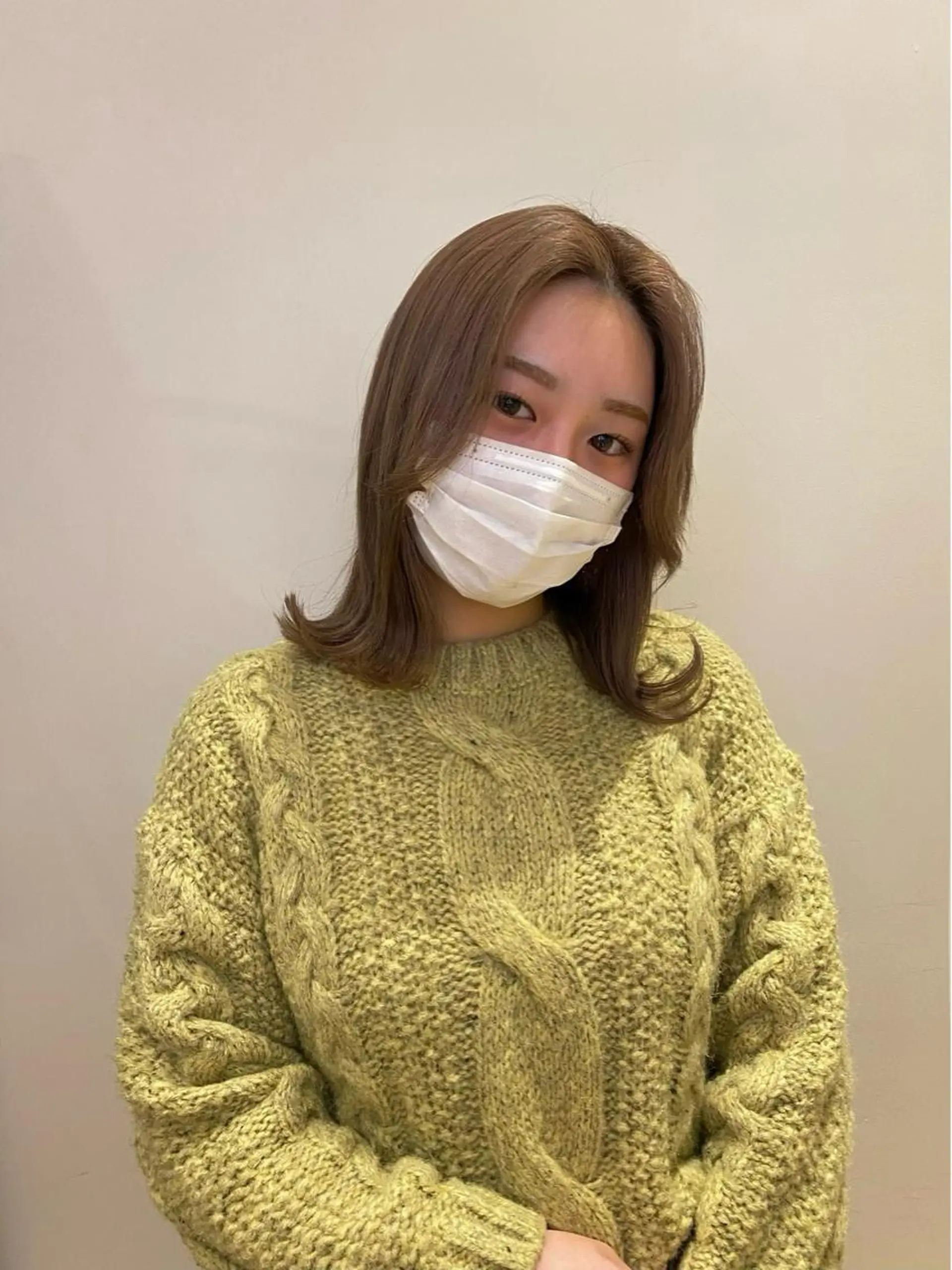 ミディアム ブリーチなし透明感 指名No1ナギサのヘアスタイル