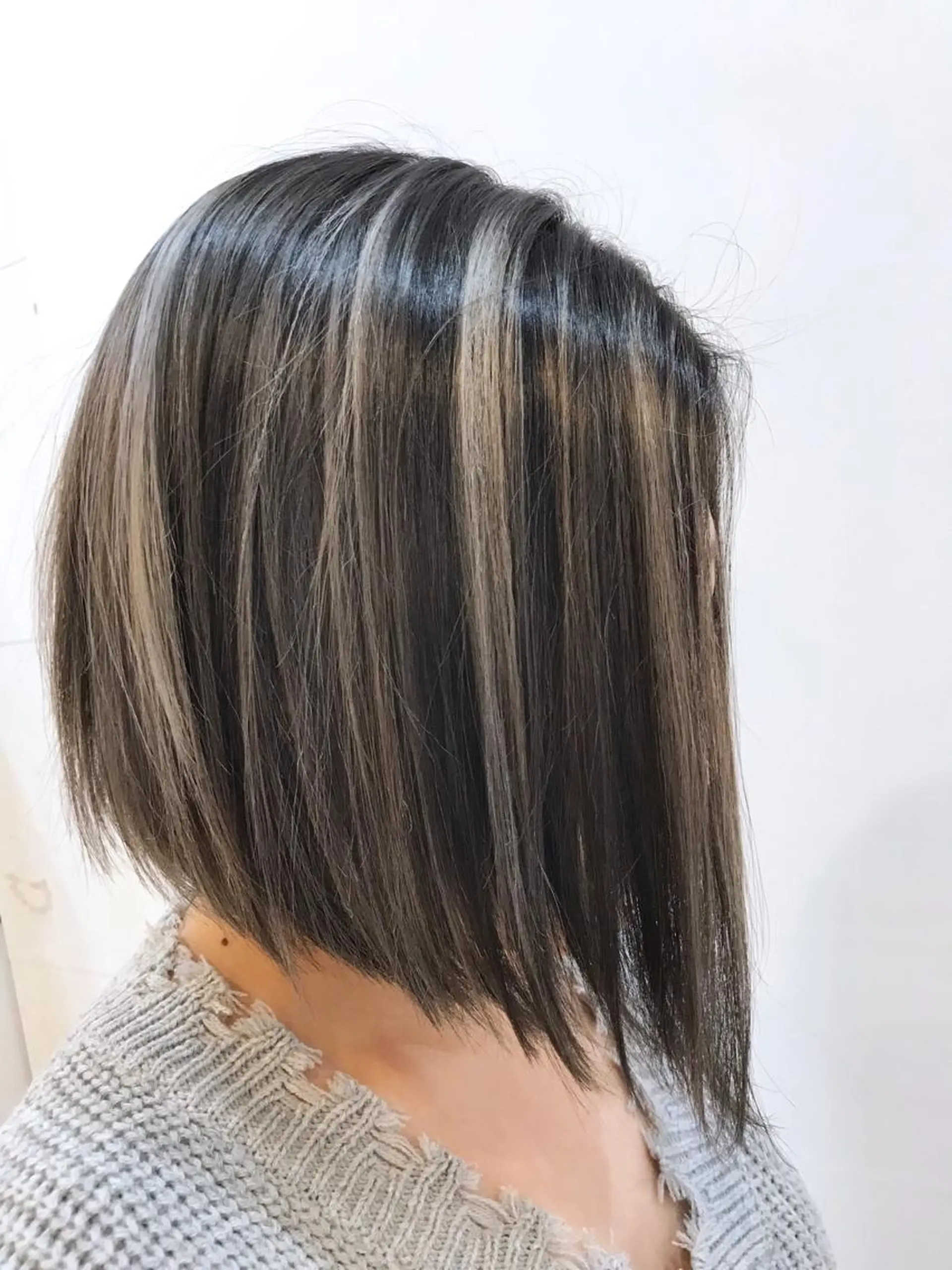 ショート カラー 平尾 拓也のヘアスタイル