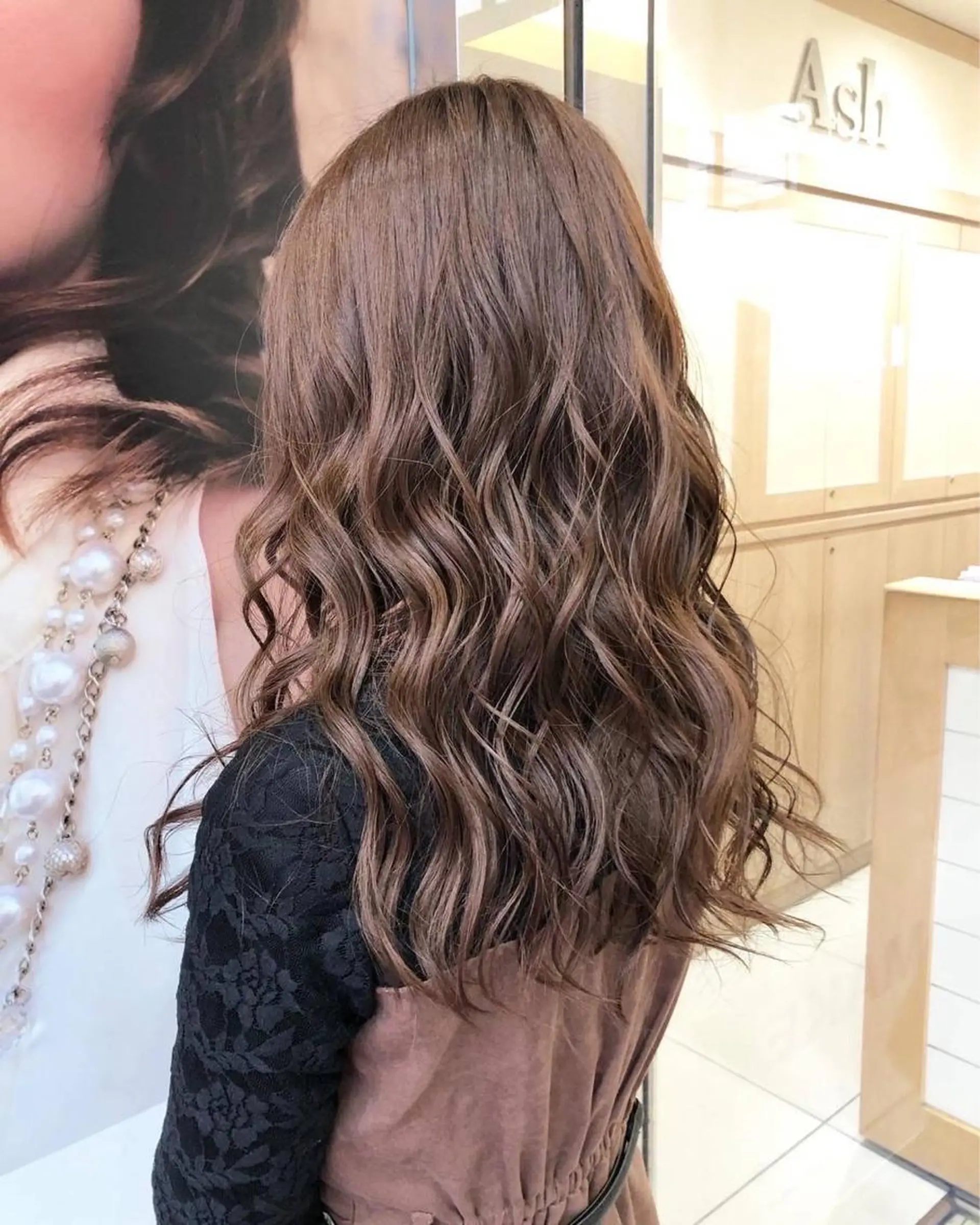 ロング カラー ベージュカラー ブリーチ モカベージュ ブリーチなしカラー ヘアカラー 難波 勝哉のヘアスタイル