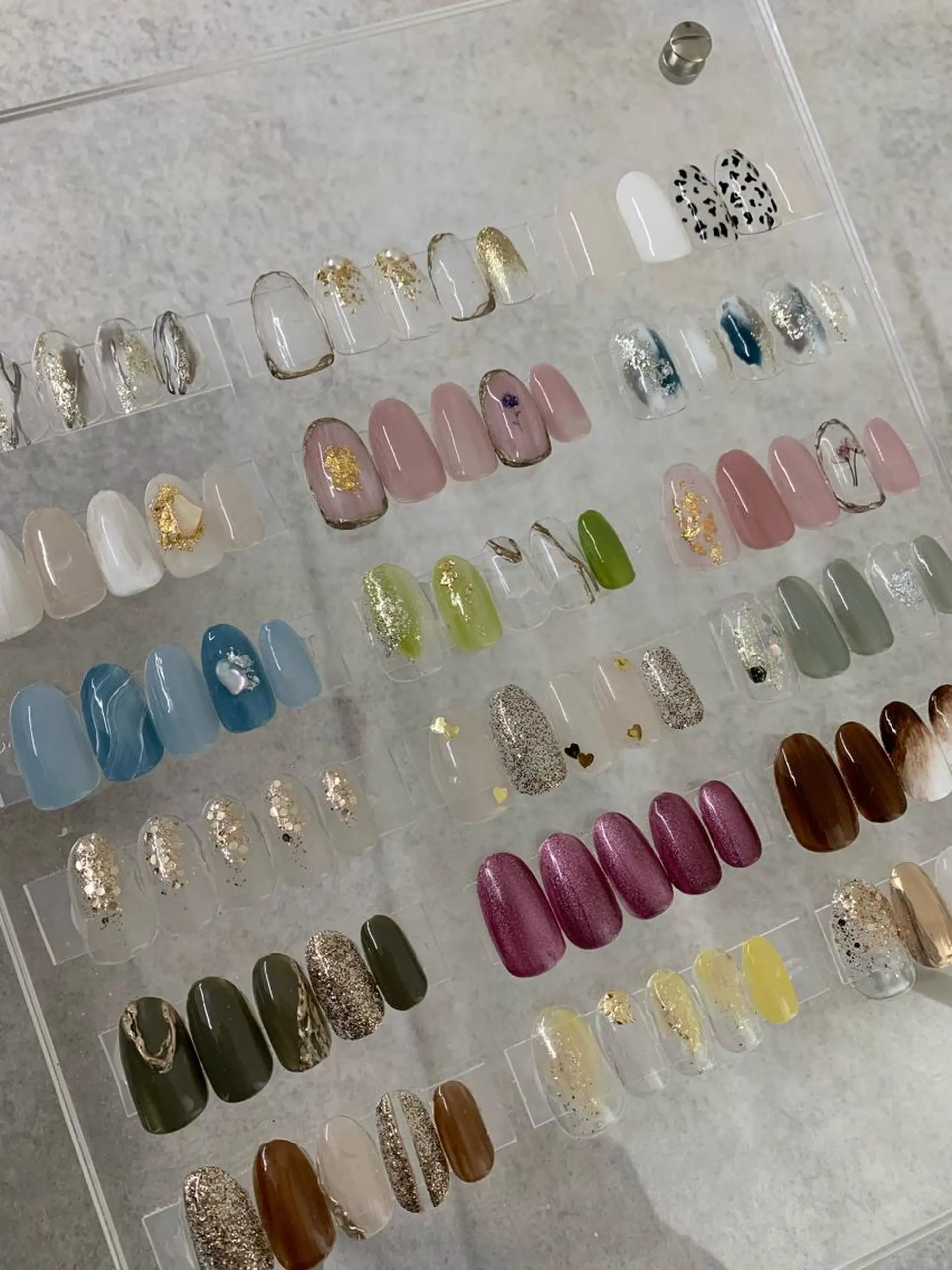 ネイル アートネイル キラキラネイル マグネットネイル ニュアンスネイル シンプルネイル pu muのネイルデザイン