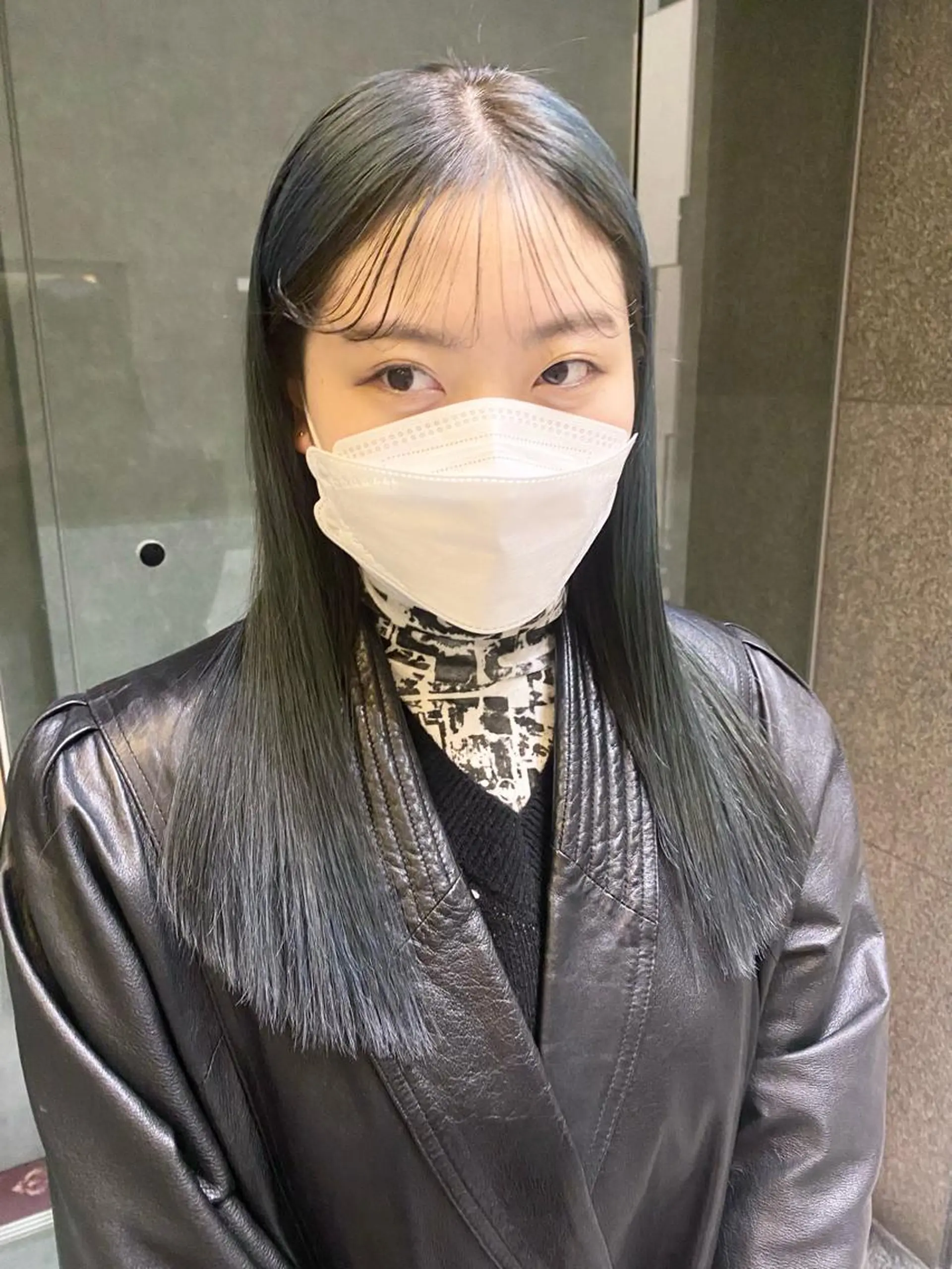 ロング カラー パーマ ヘアアレンジ 髪と音処　マトぺ所属・デザインカラー/ボブ ブリーチカラー/ユリのヘアスタイル