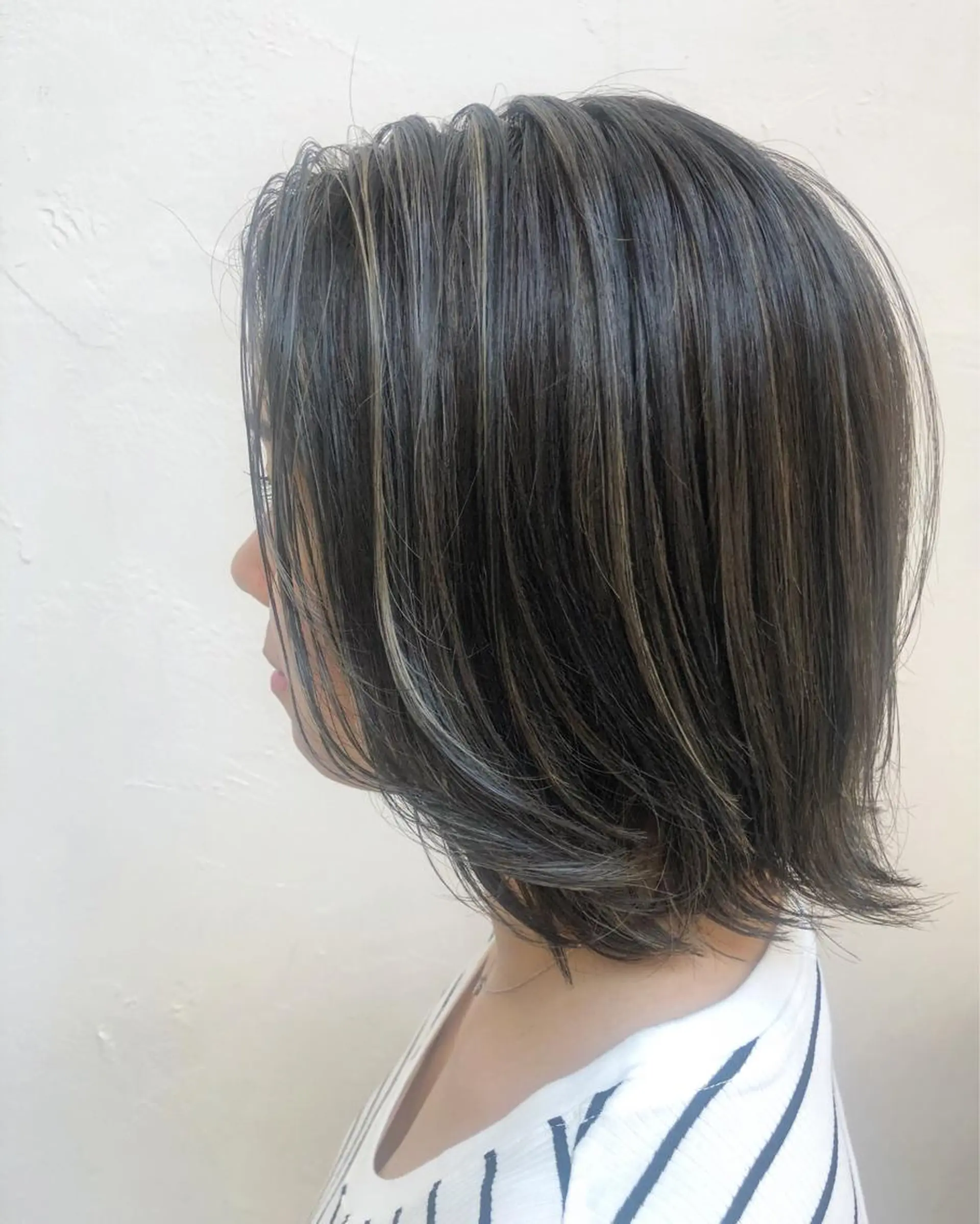 ショート カラー ハイライトカラー ハイライト かきあげバング luve heart's And Be  minamisemba所属・脇坂 佳世の眉毛・アイブロウイメージ