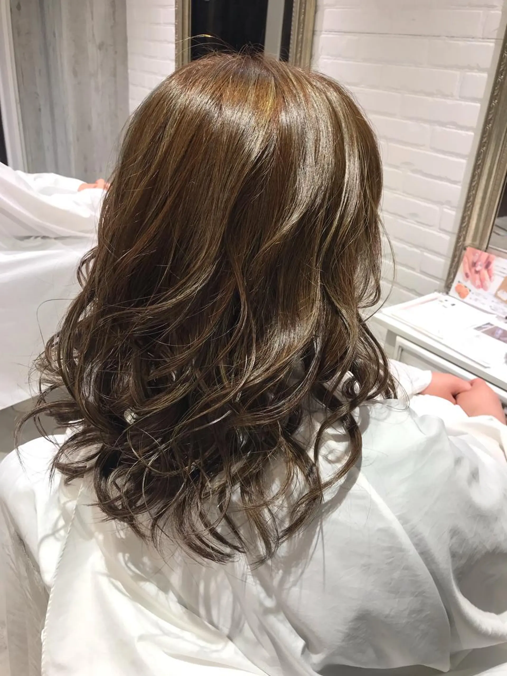 セミロング カラー アッシュ ベージュカラー Renatus店長 金子裕美のヘアスタイル