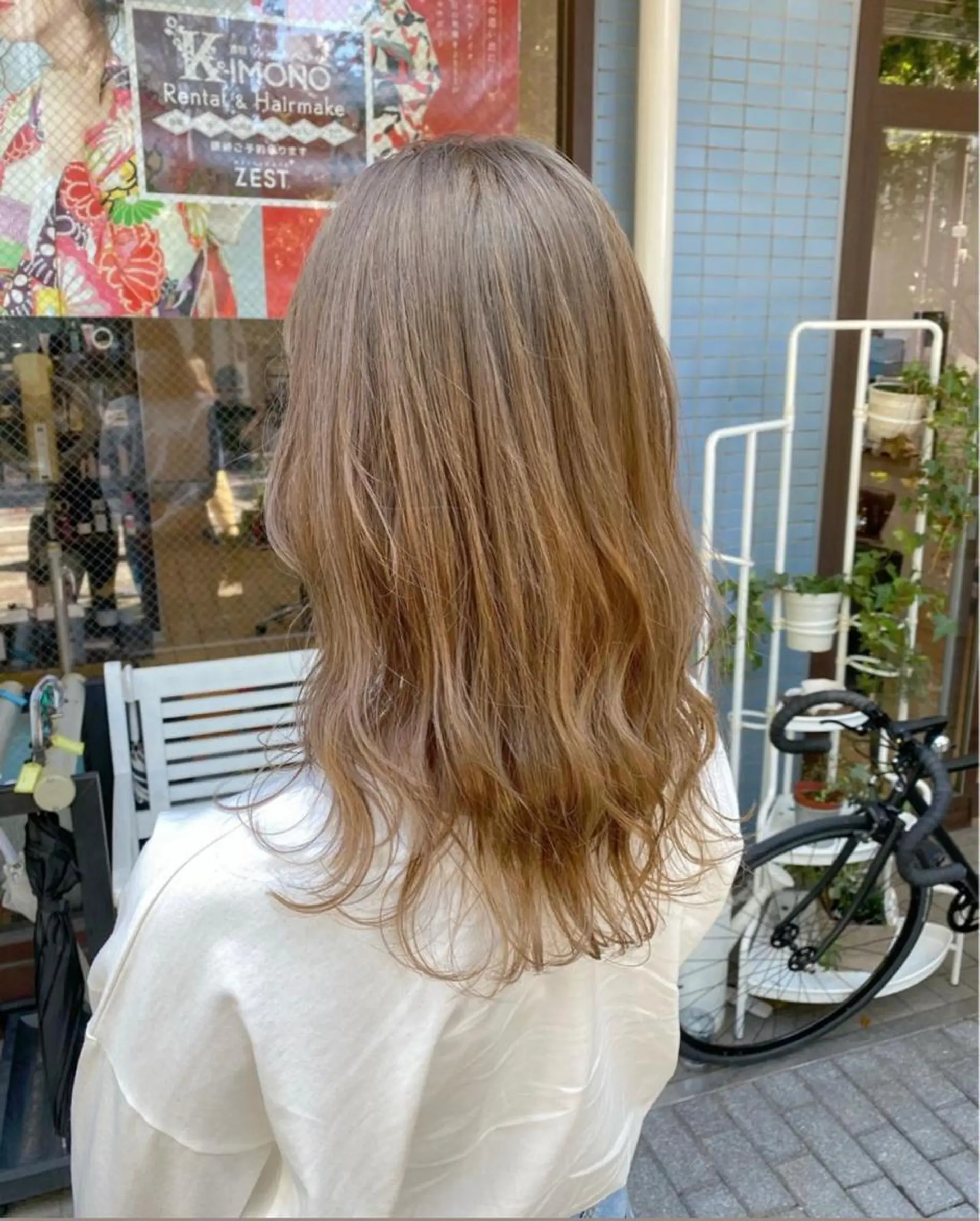 セミロング カラー ワンカールで盛れる レイヤー🎀Macoのヘアスタイル