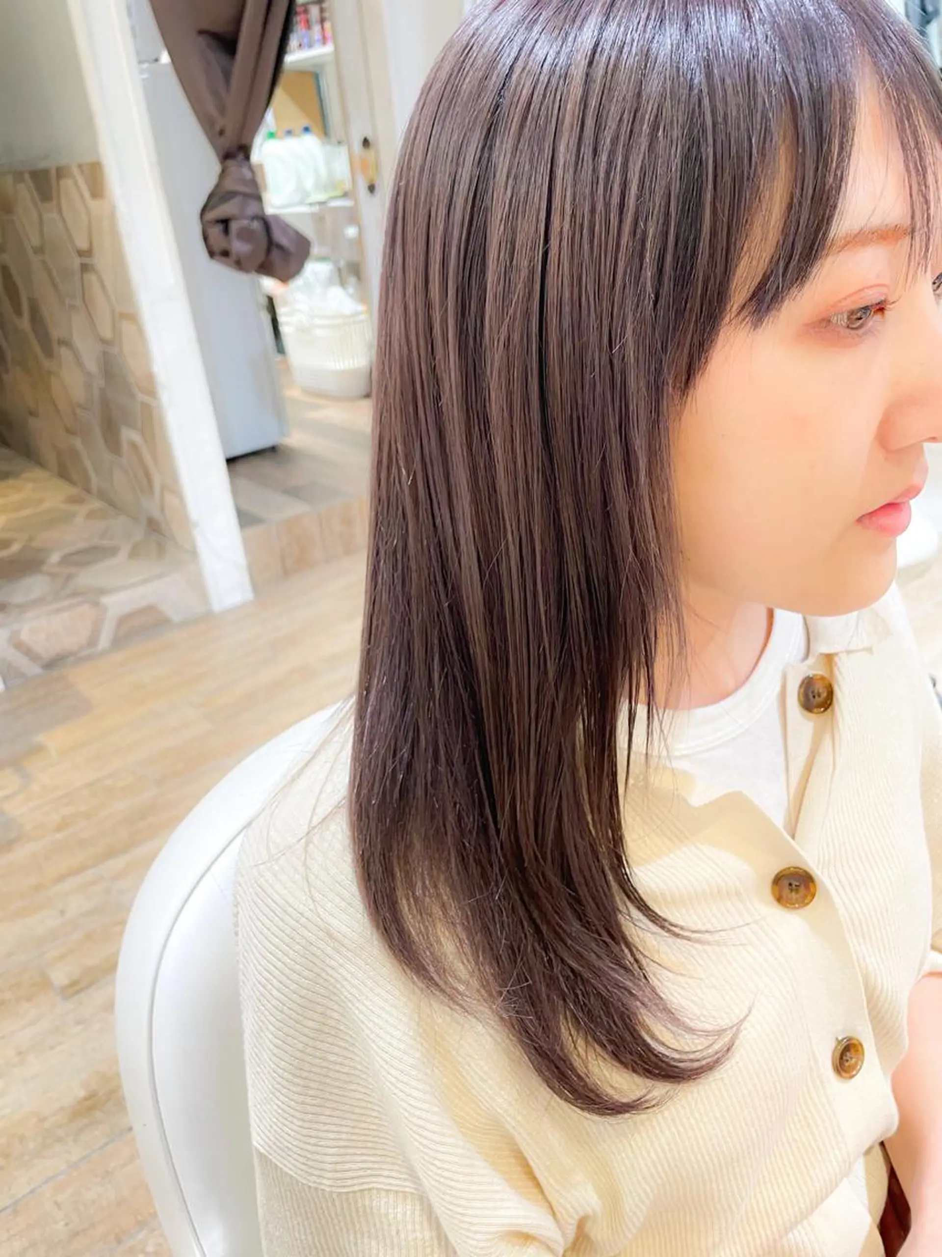 セミロング カラー グレージュ ✨カラー支持No.1 🧸ワキ カナコ🧸のヘアスタイル