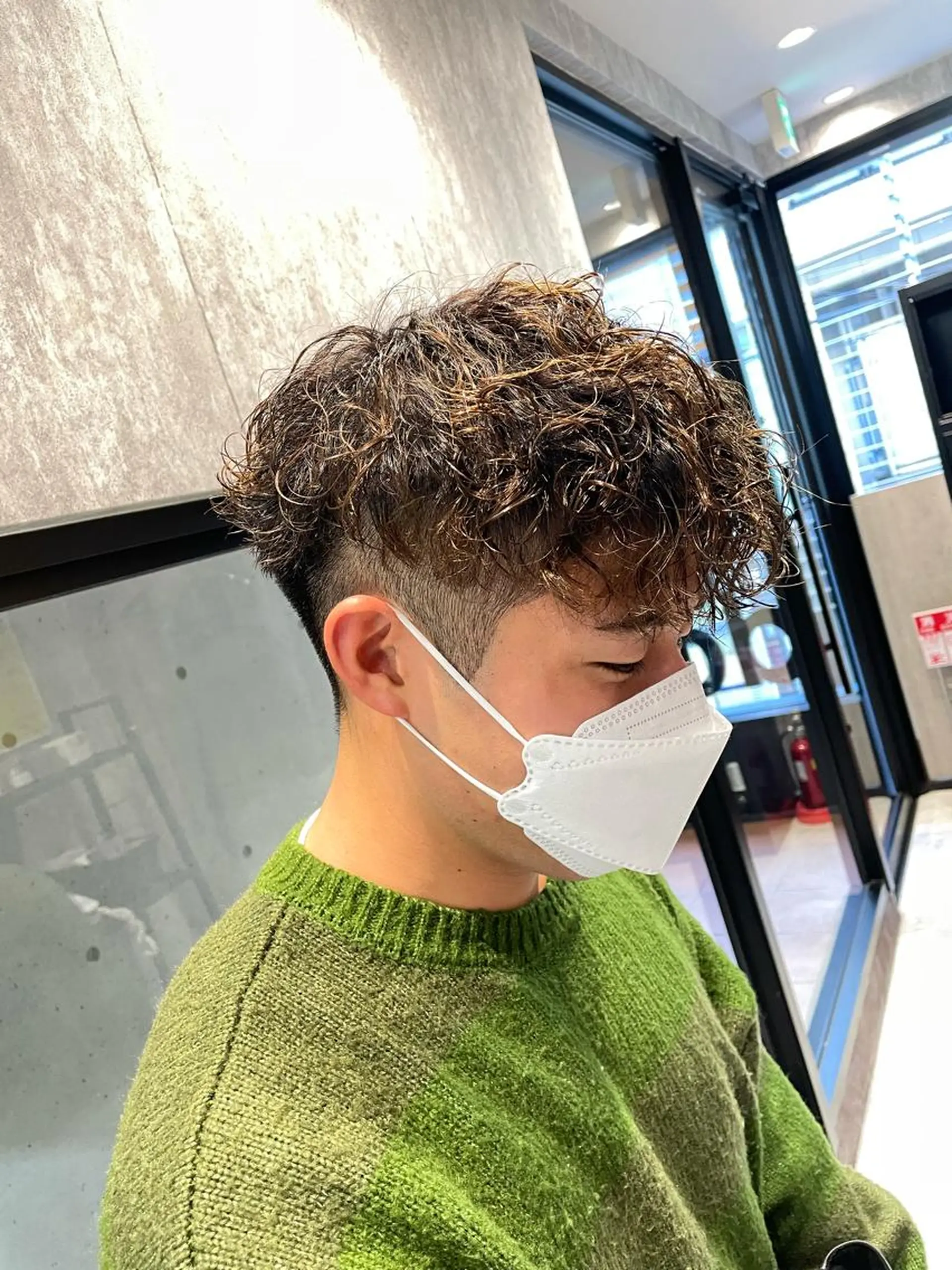 ショート カラー パーマ メンズ メンズパーマ 外国人風カラー スパイラルパーマ 🔥メンズ超特化🔥 青木海斗のヘアスタイル