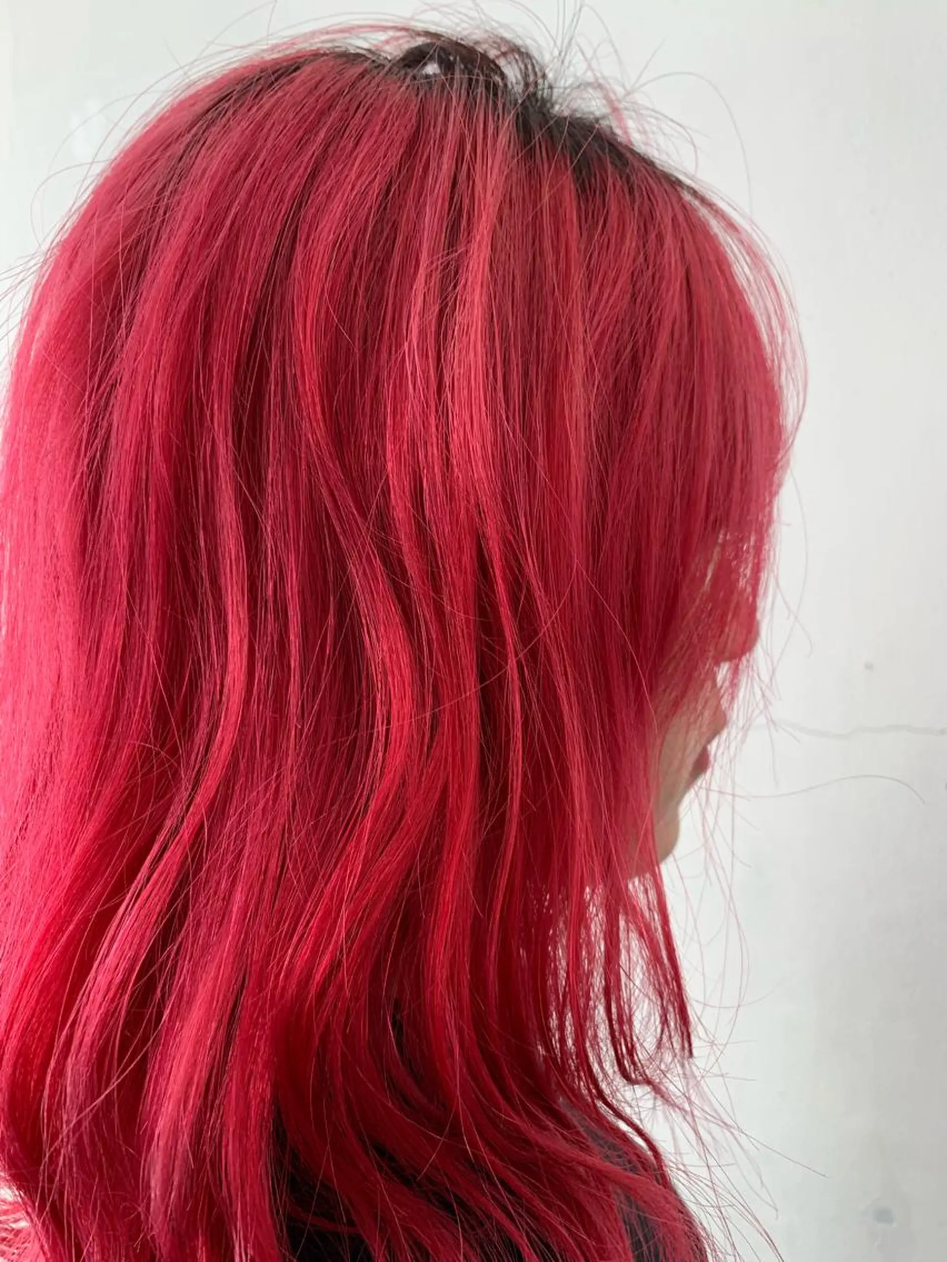 ミディアム カラー ヘアアレンジ ブリーチ ケアブリーチ ピンクカラー レッドカラー ヘアカラー トリートメント THE./ブリーチ 透感カラー/髪質改善のヘアスタイル