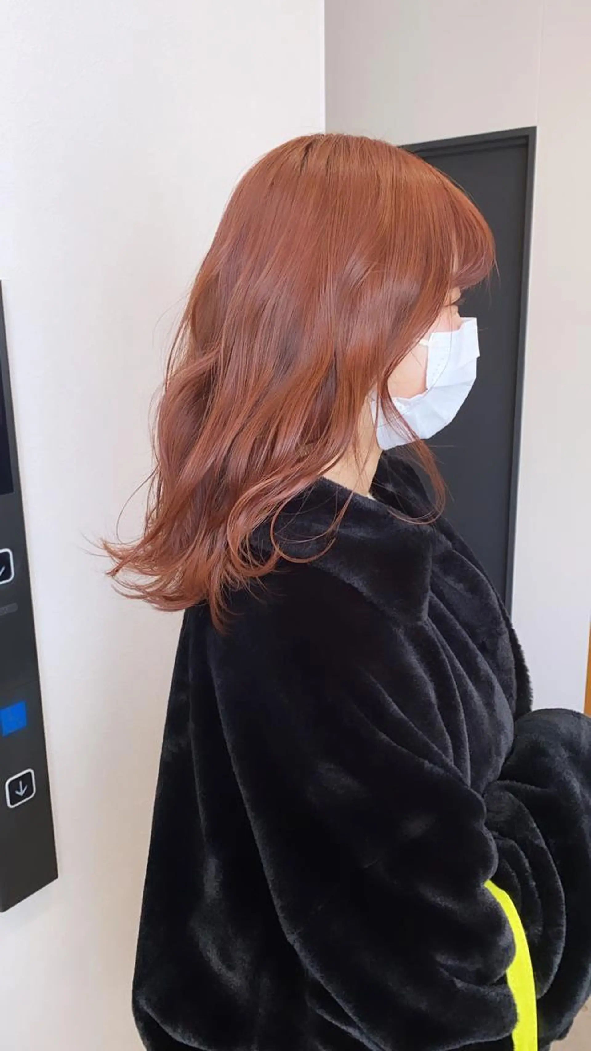 ミディアム カラー ブリーチ Hair & make Lamp所属・梅田のブリーチ特化 美容師KAI🥰のヘアスタイル