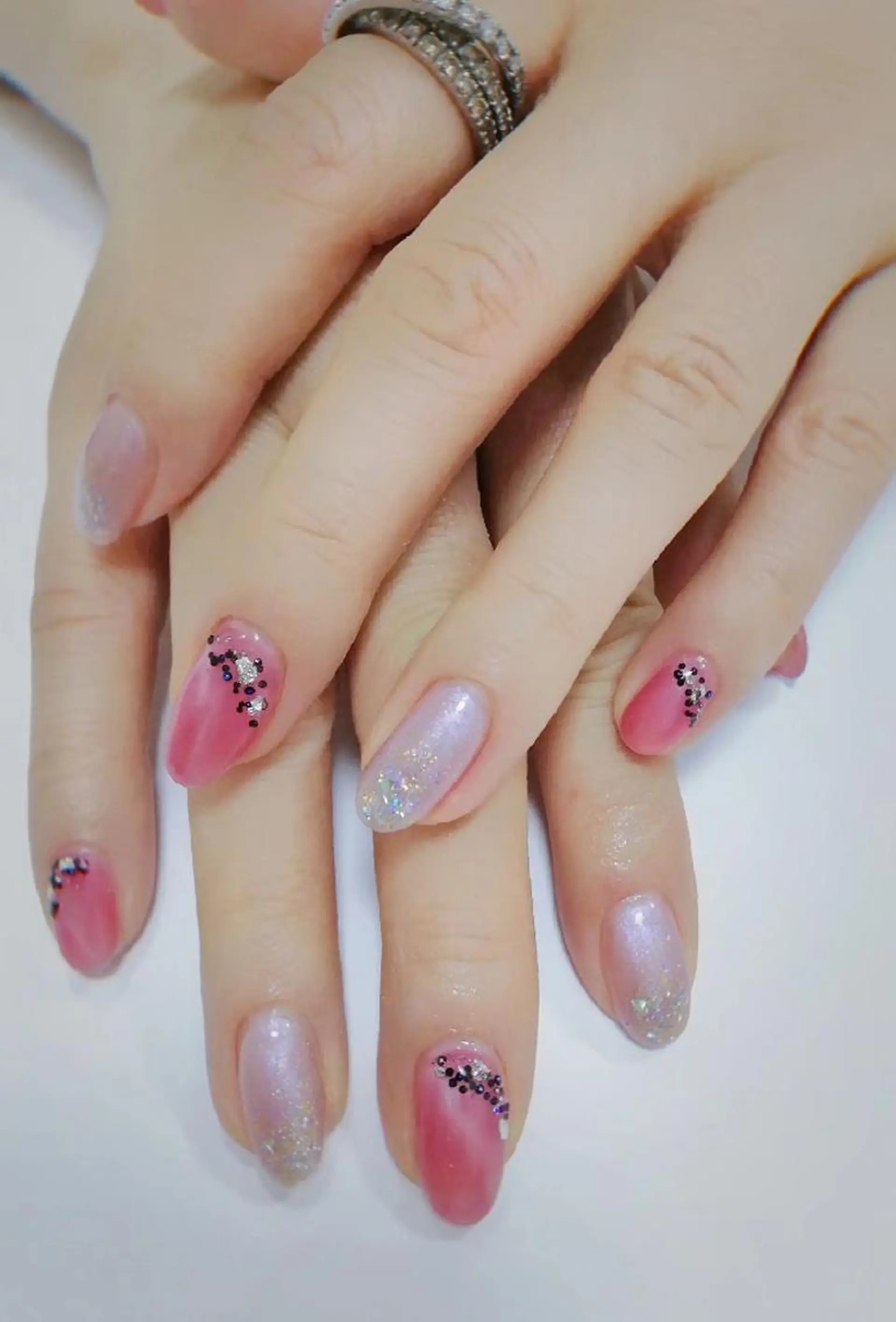 ネイル E·U·B ネイル所属・横浜市中区曙町 E·U·Bネイルのネイルデザイン