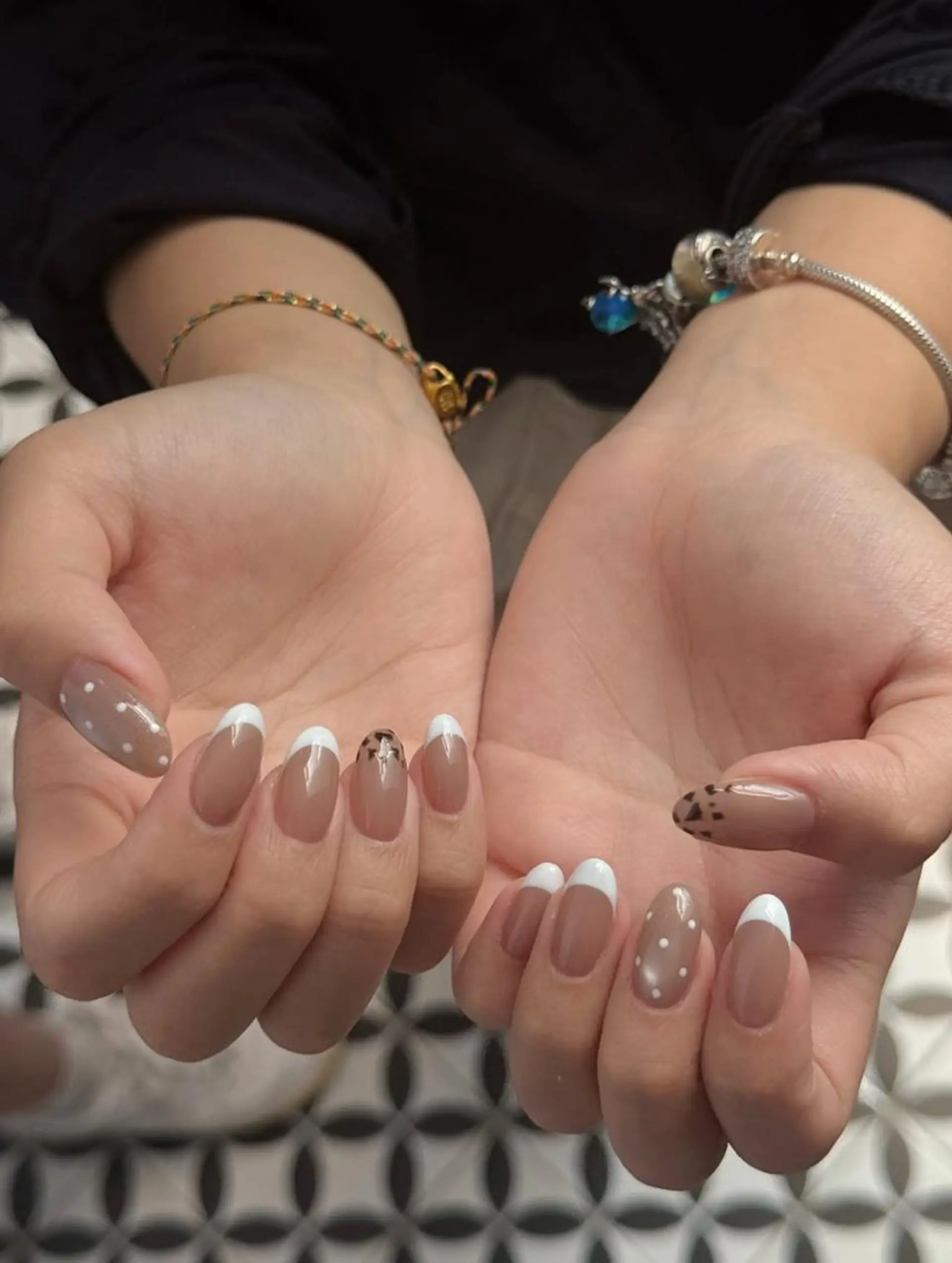 マツエク・マツパ カラーマツエク 韓国風マツエク ワンホンマツエク Nails168 ネイルズイロハのネイルデザイン