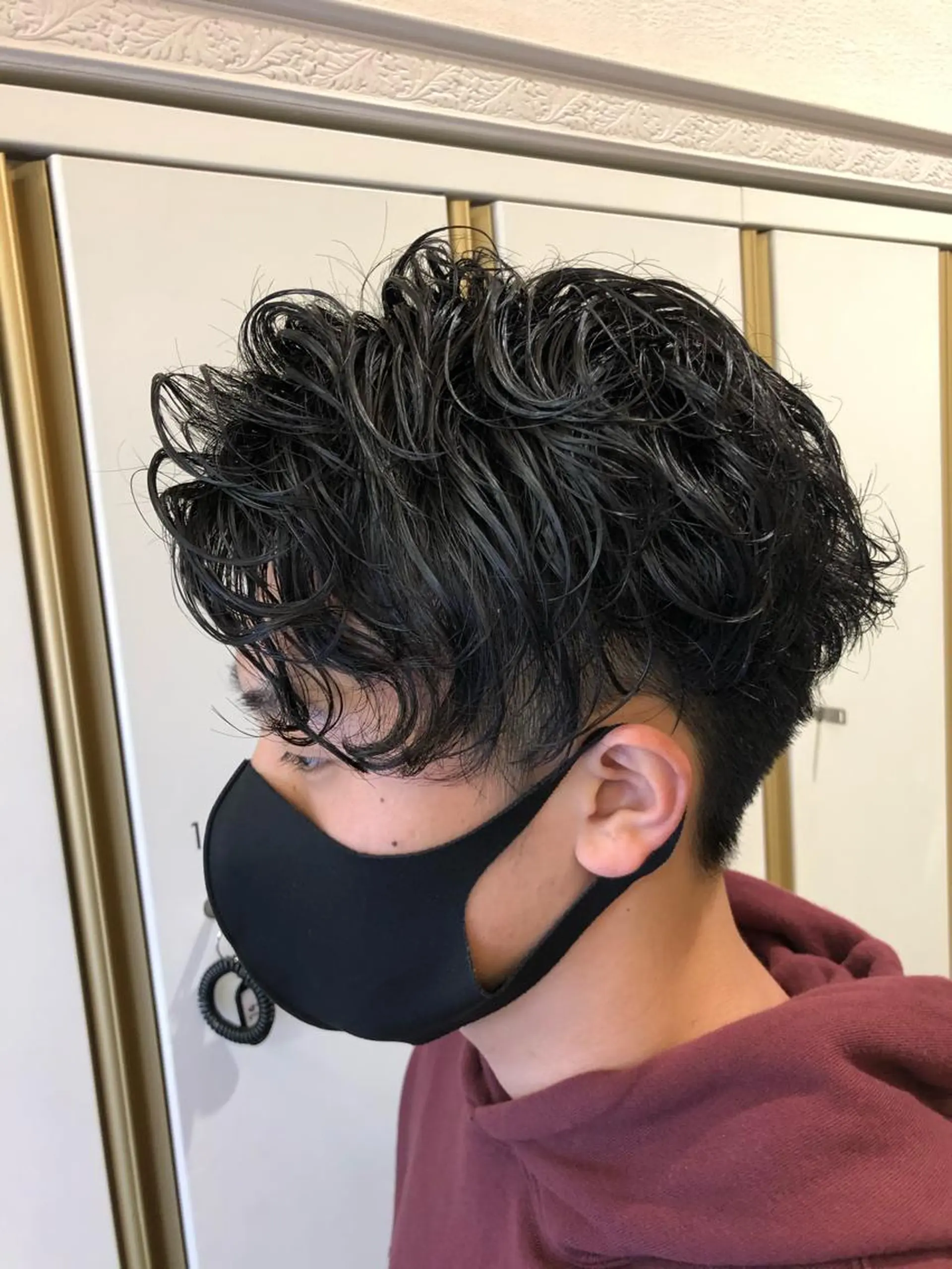 パーマ メンズ 渕向 克海のヘアスタイル