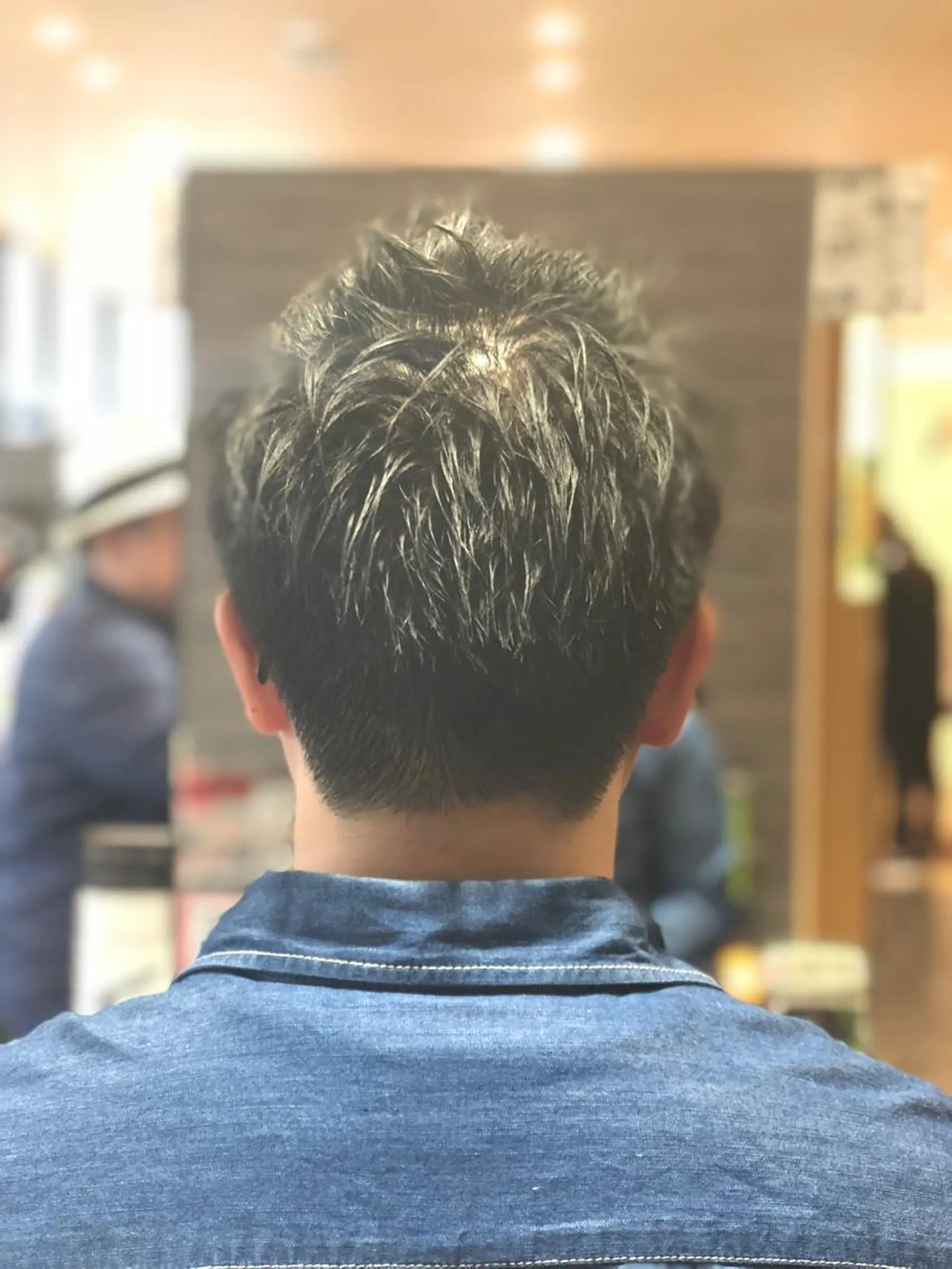 ショート メンズ 吉村 周馬のヘアスタイル