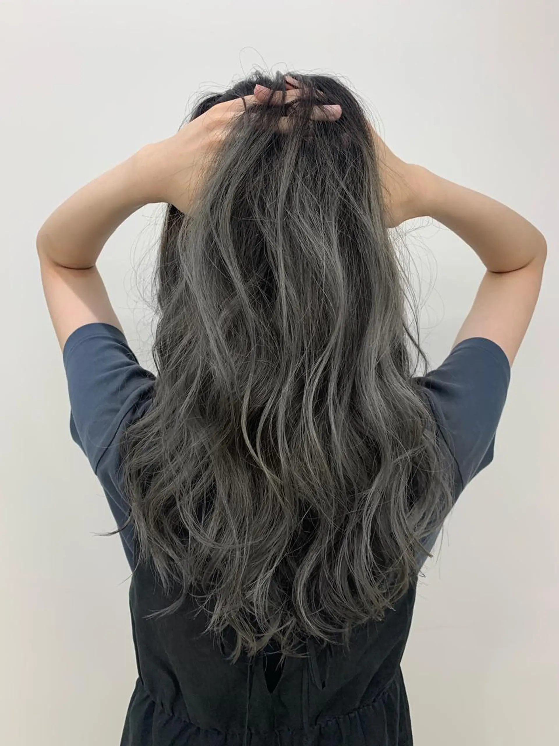 ロング 心斎橋/海外レイヤー 募集中三好玲奈のヘアスタイル