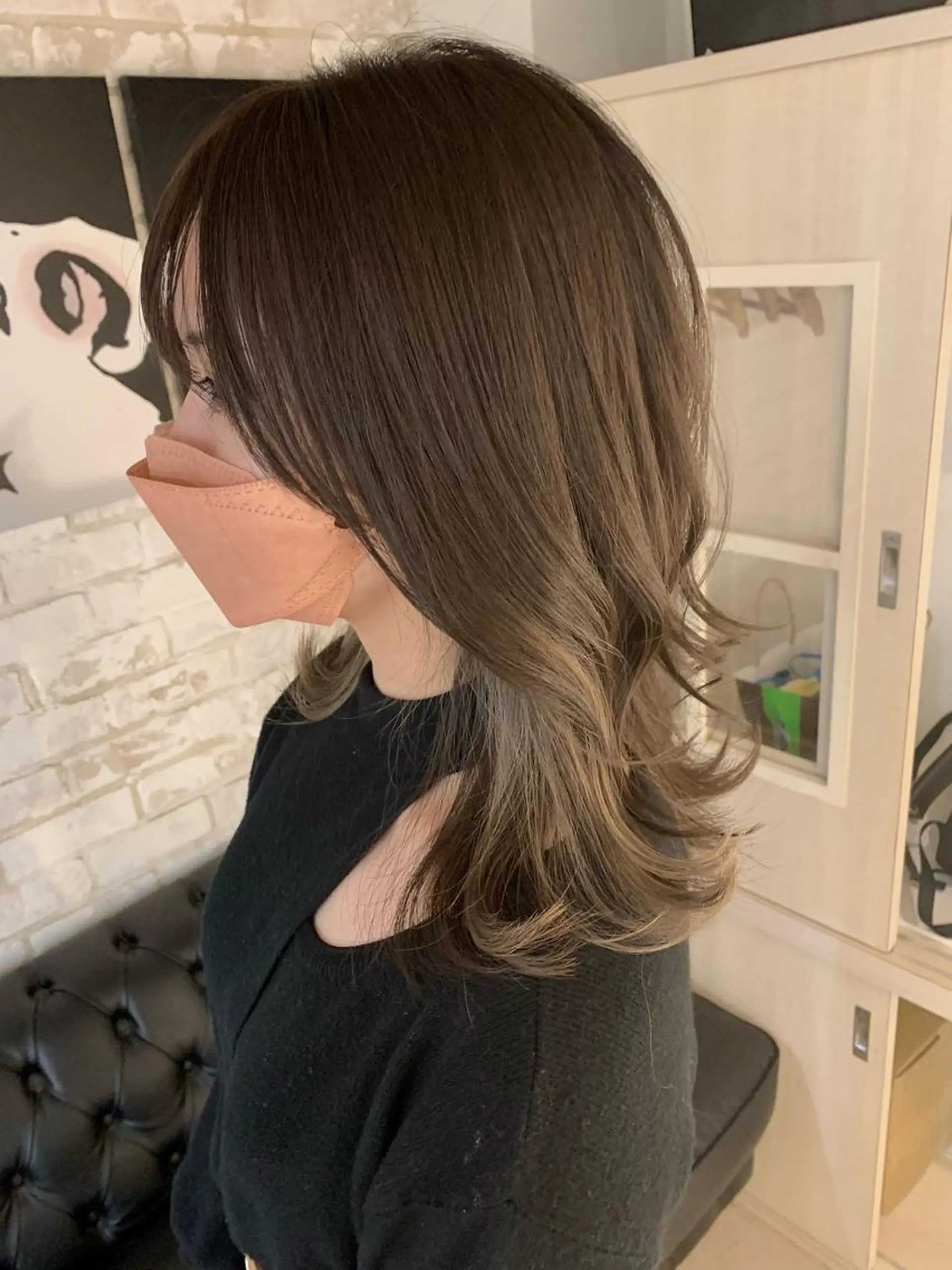 セミロング レイヤーカット 外ハネヘア ✨ハイトーン✨艶髪 ✨髪質改善✨和田のヘアスタイル