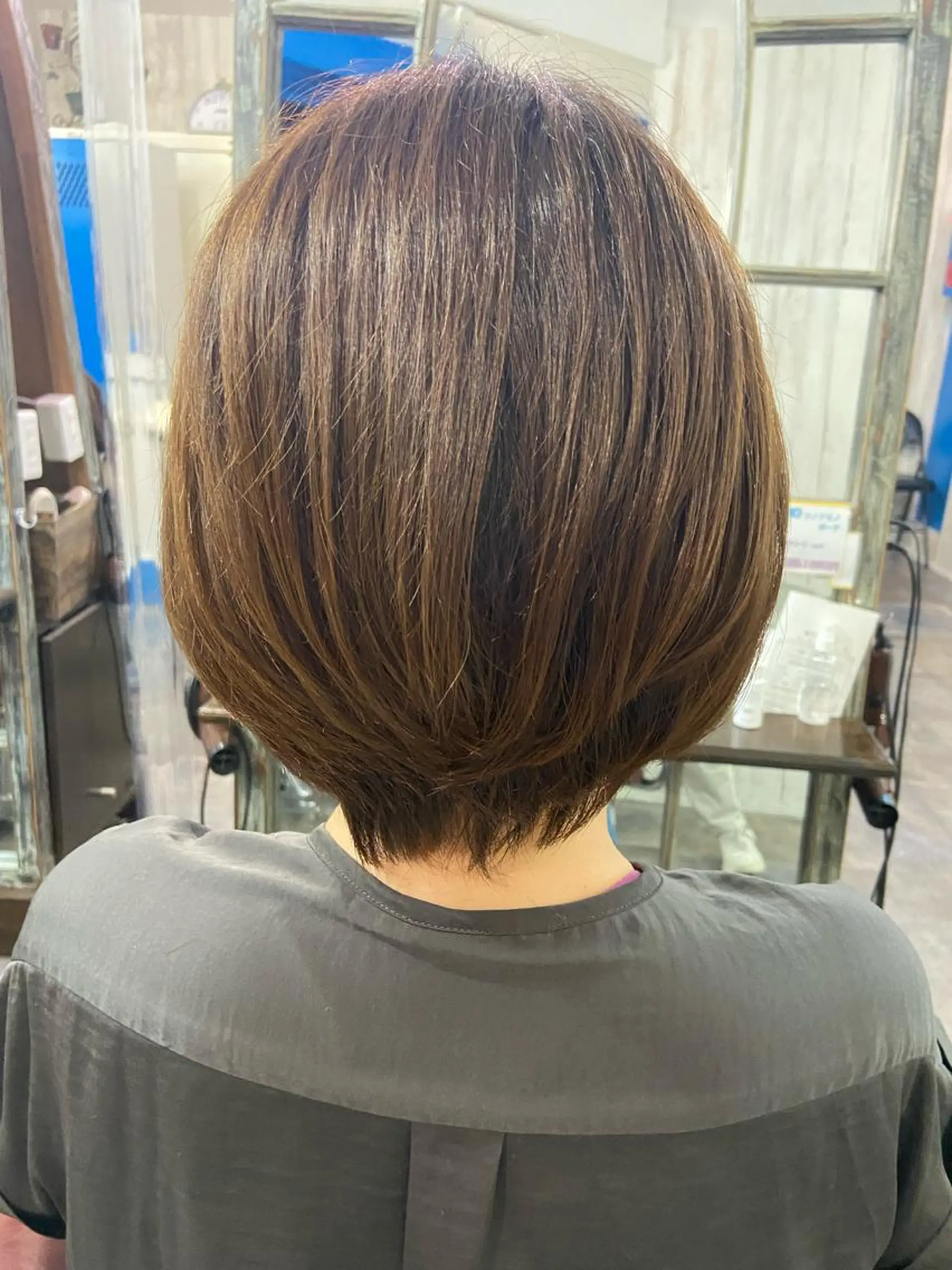 ショート カットパーマ✂️ 小坂田玲亜のヘアスタイル