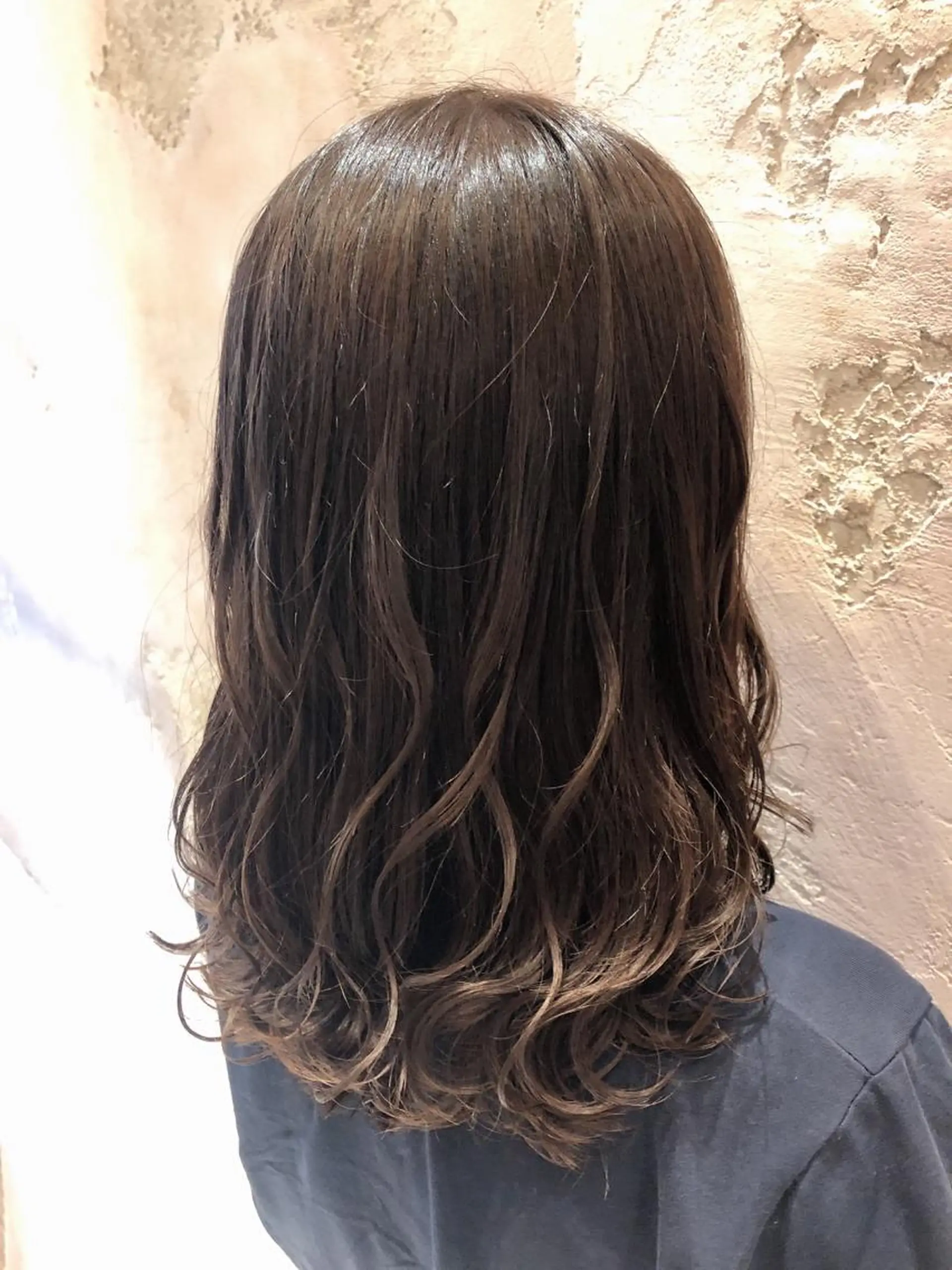 ミディアム アッシュ カット ヘアカラー トリートメント 代表山口ひな 髪質改善のプロのヘアスタイル