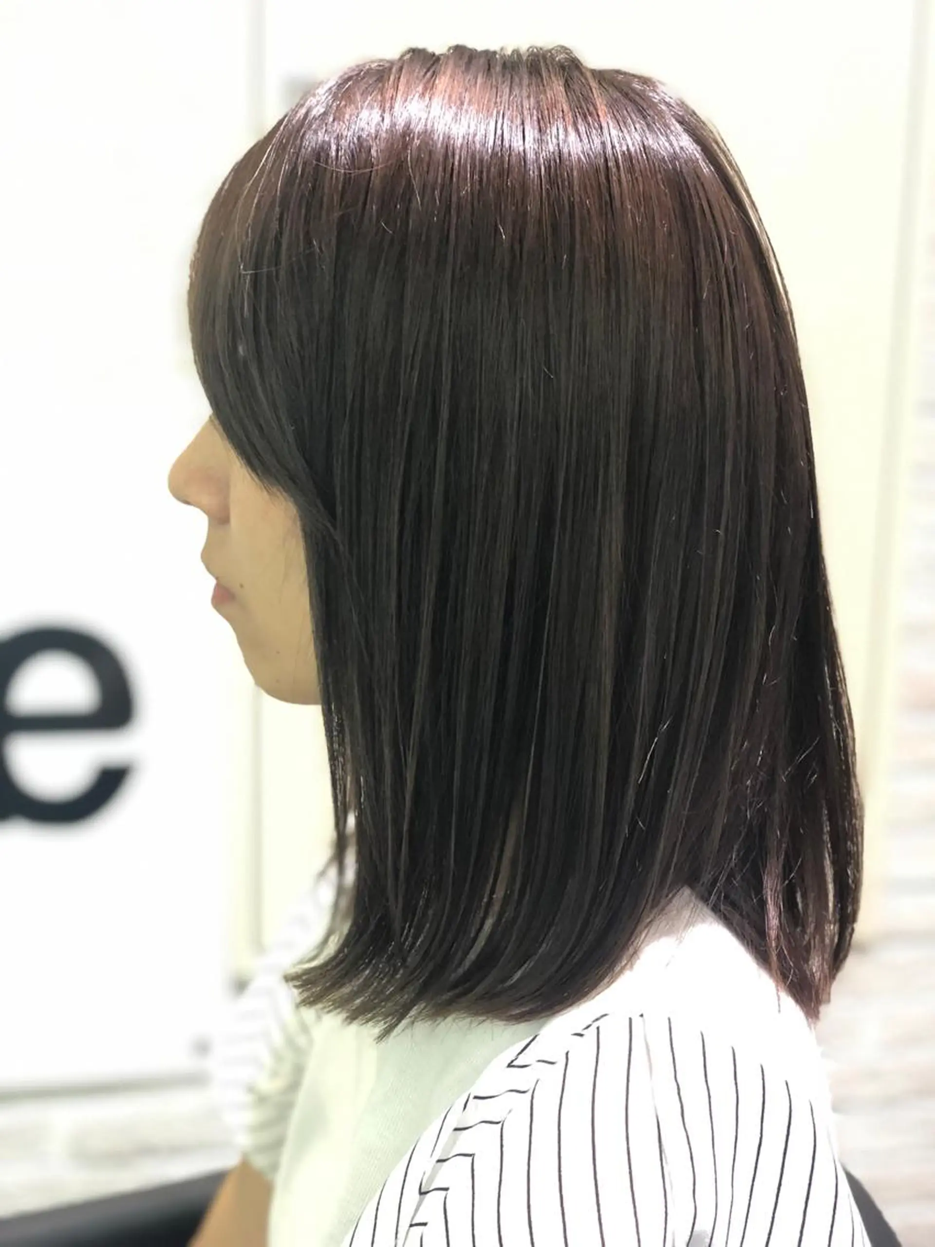 セミロング カラー 西山 恵太郎のヘアスタイル