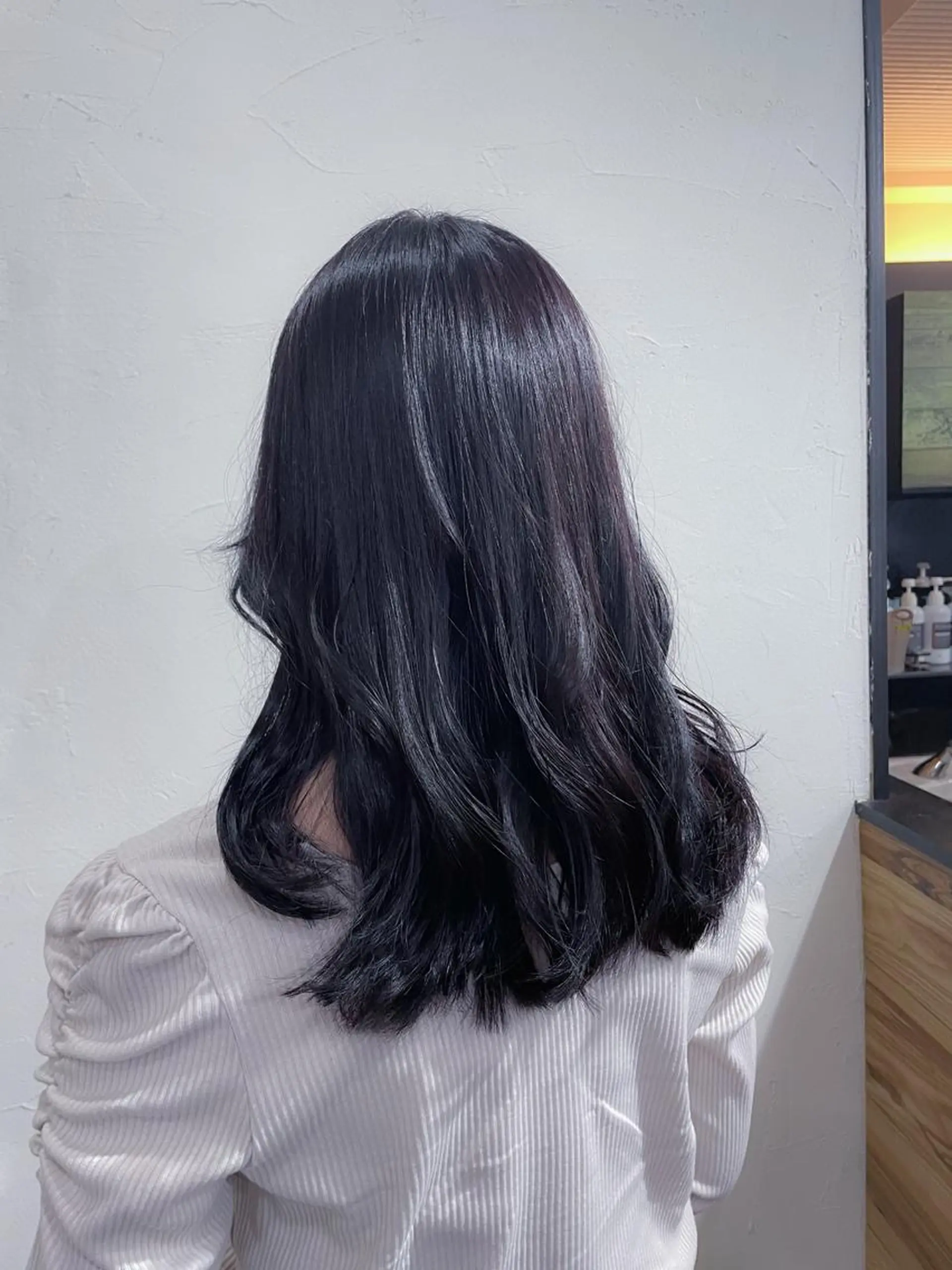 セミロング カラー ブリーチ ブリーチなしカラー かんばら りょーいのヘアスタイル