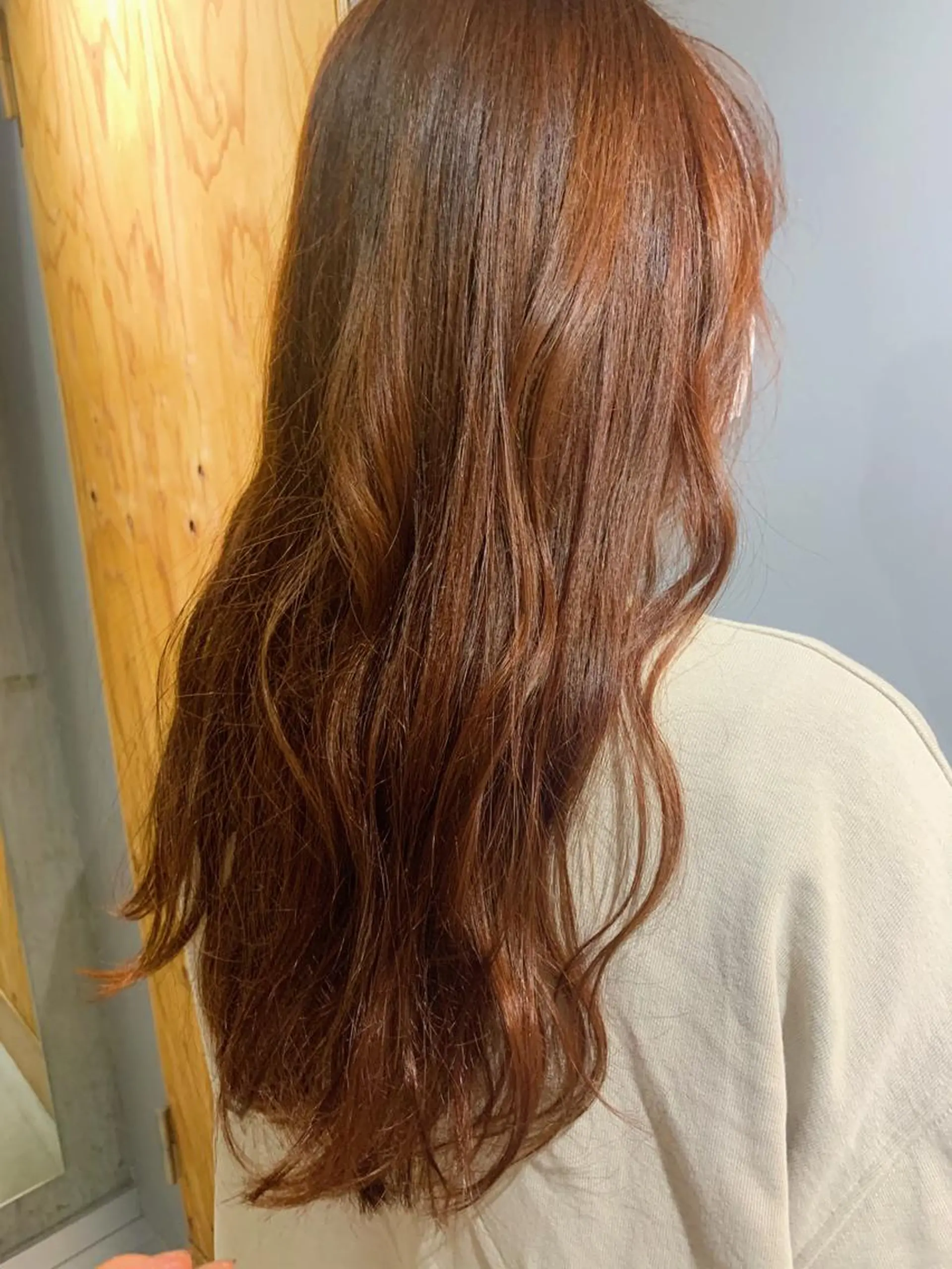 セミロング カラー ヘアアレンジ ブラウンカラー オレンジ オレンジブラウン REONA🪽✨ 日常に馴染む髪🫧のヘアスタイル