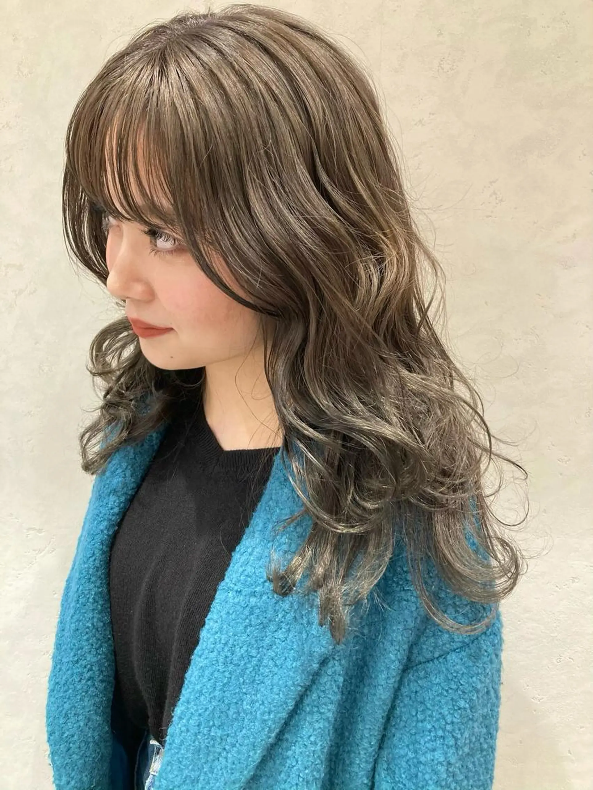 ロング カラー グレージュ nono/パーマ /顔まわりカット🐈のヘアスタイル