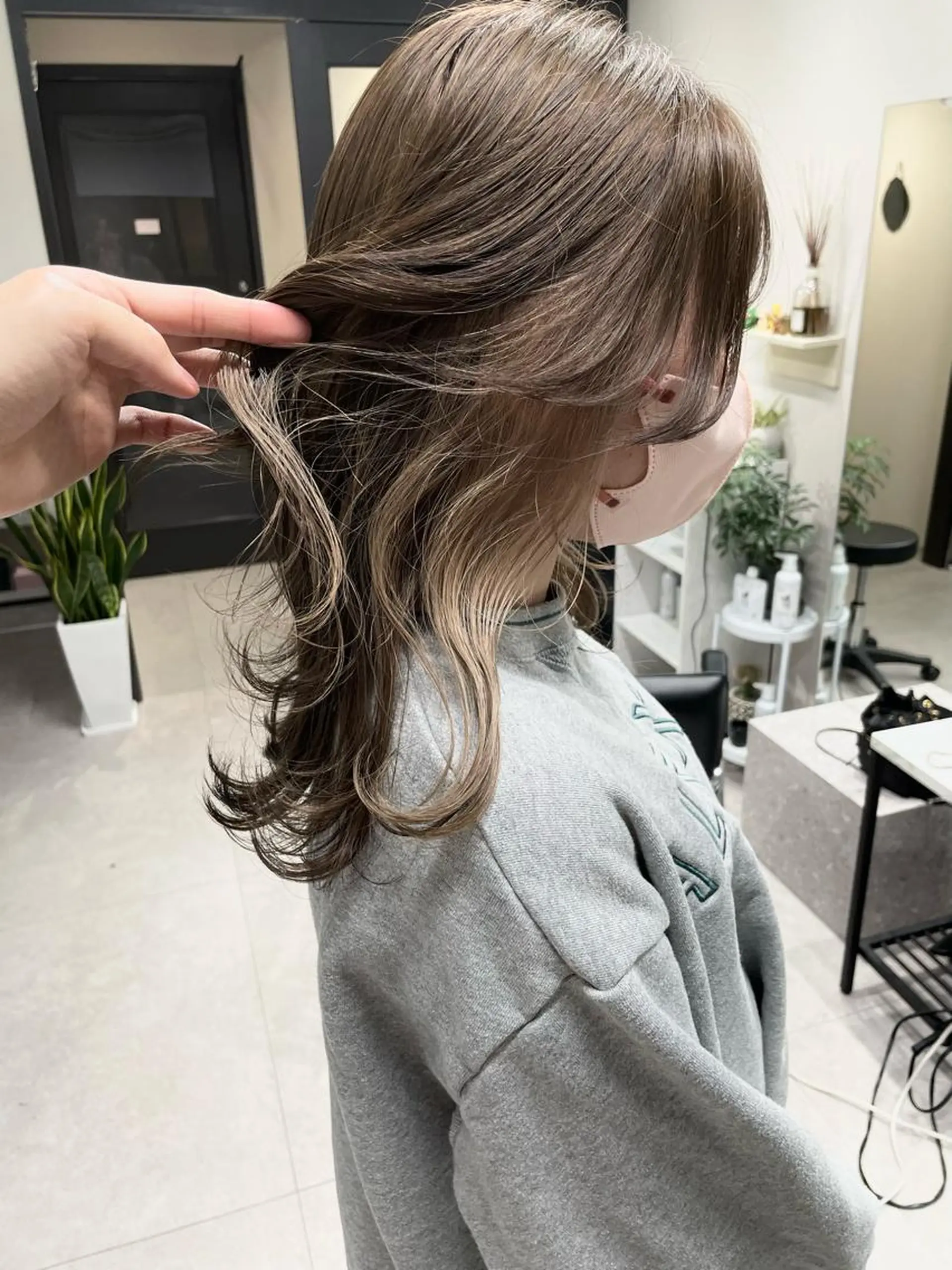 セミロング カラー カット ヘアカラー 髪質改善will hairdesignのヘアスタイル