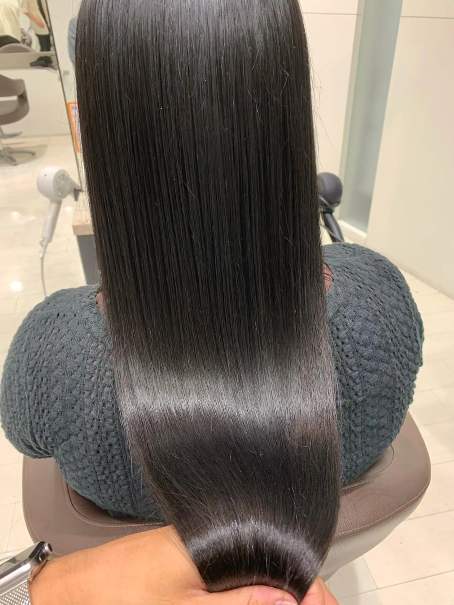 ロング カット ヘアカラー トリートメント Rubik's 茶屋町原田のヘアスタイル