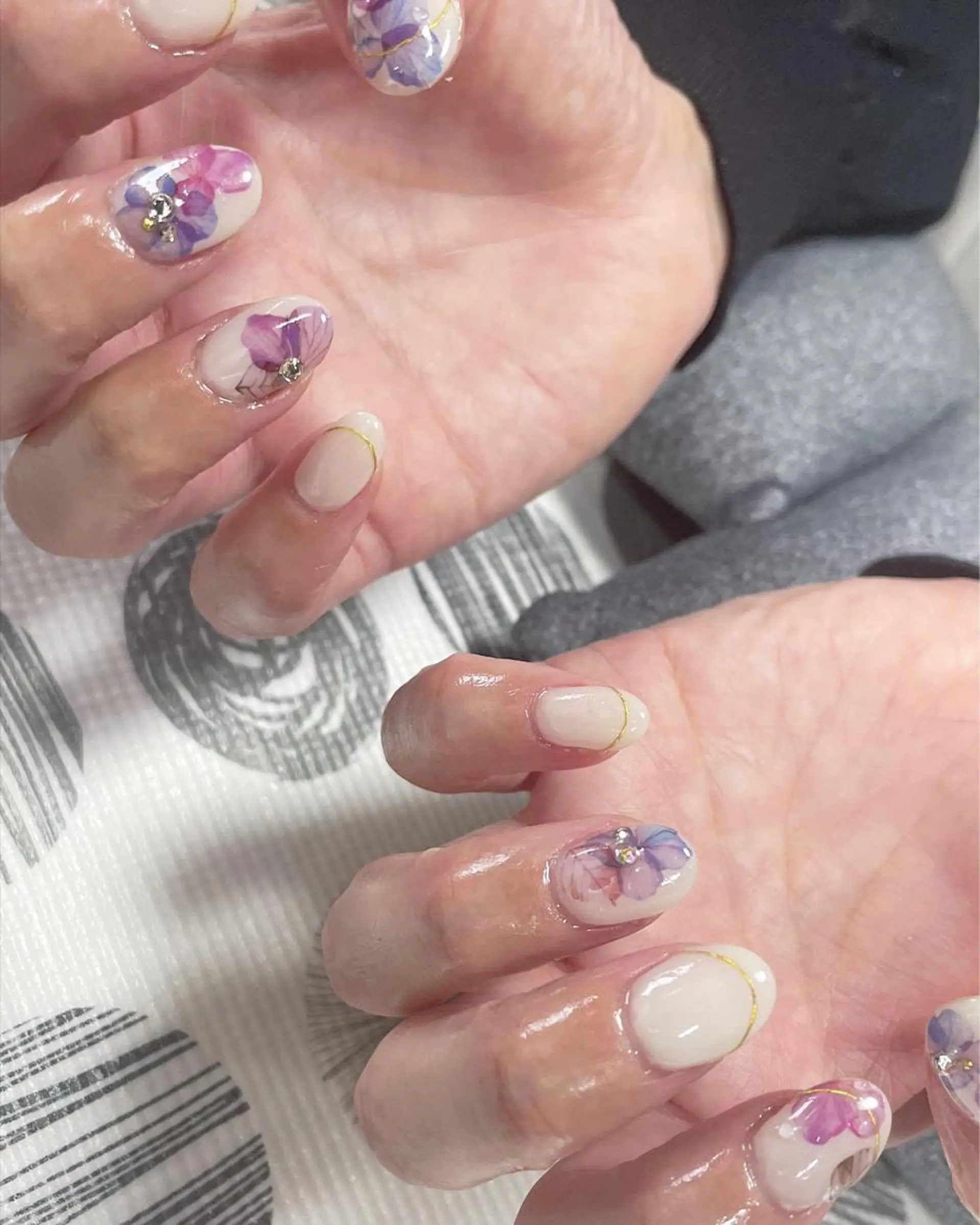 ネイル 加瀬 アンジェリーのネイルデザイン