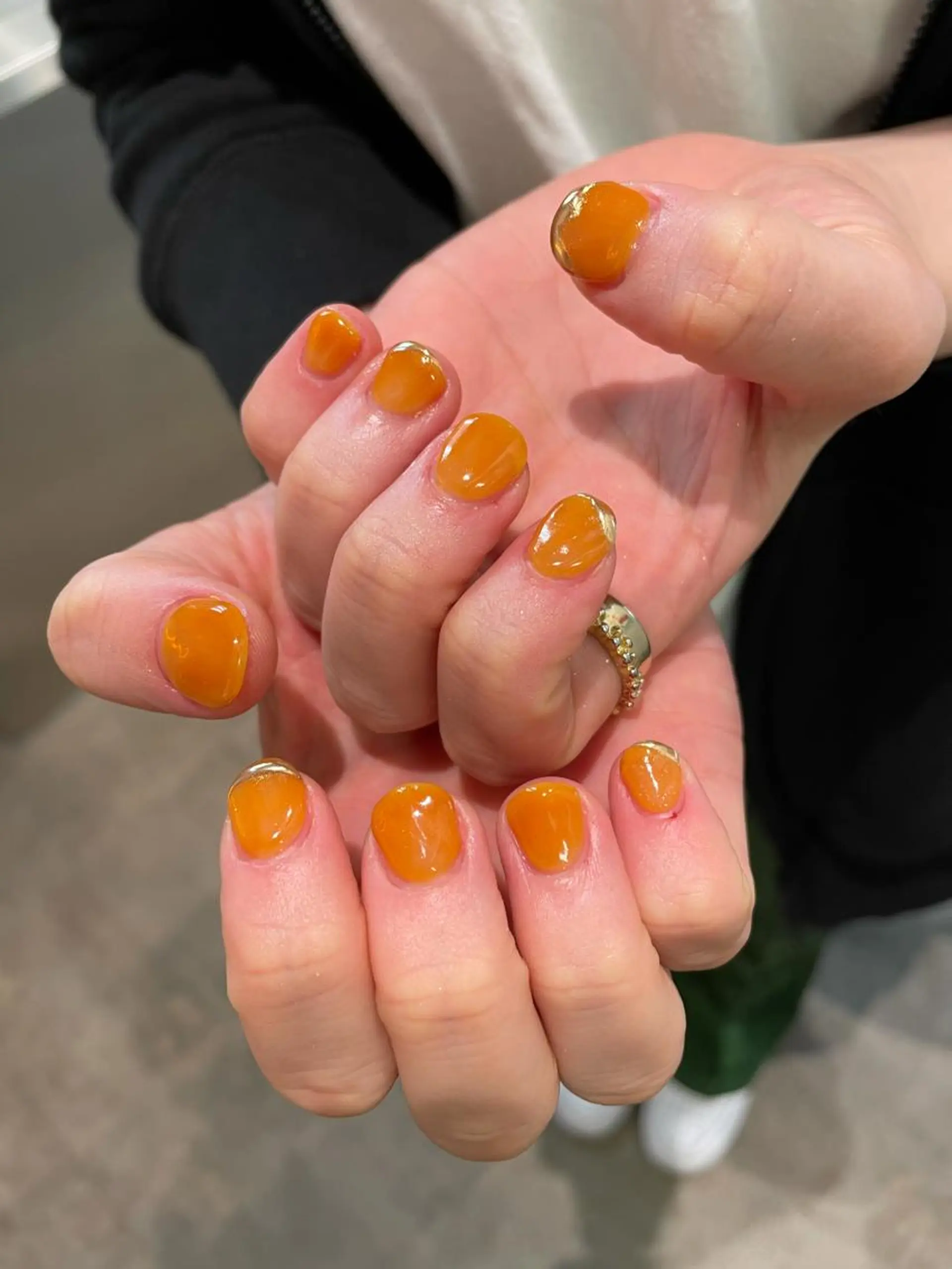 ネイル アートネイル ワンカラーネイル ハンドネイル ナチュラル透明感🌱 小山美樹子のヘアスタイル