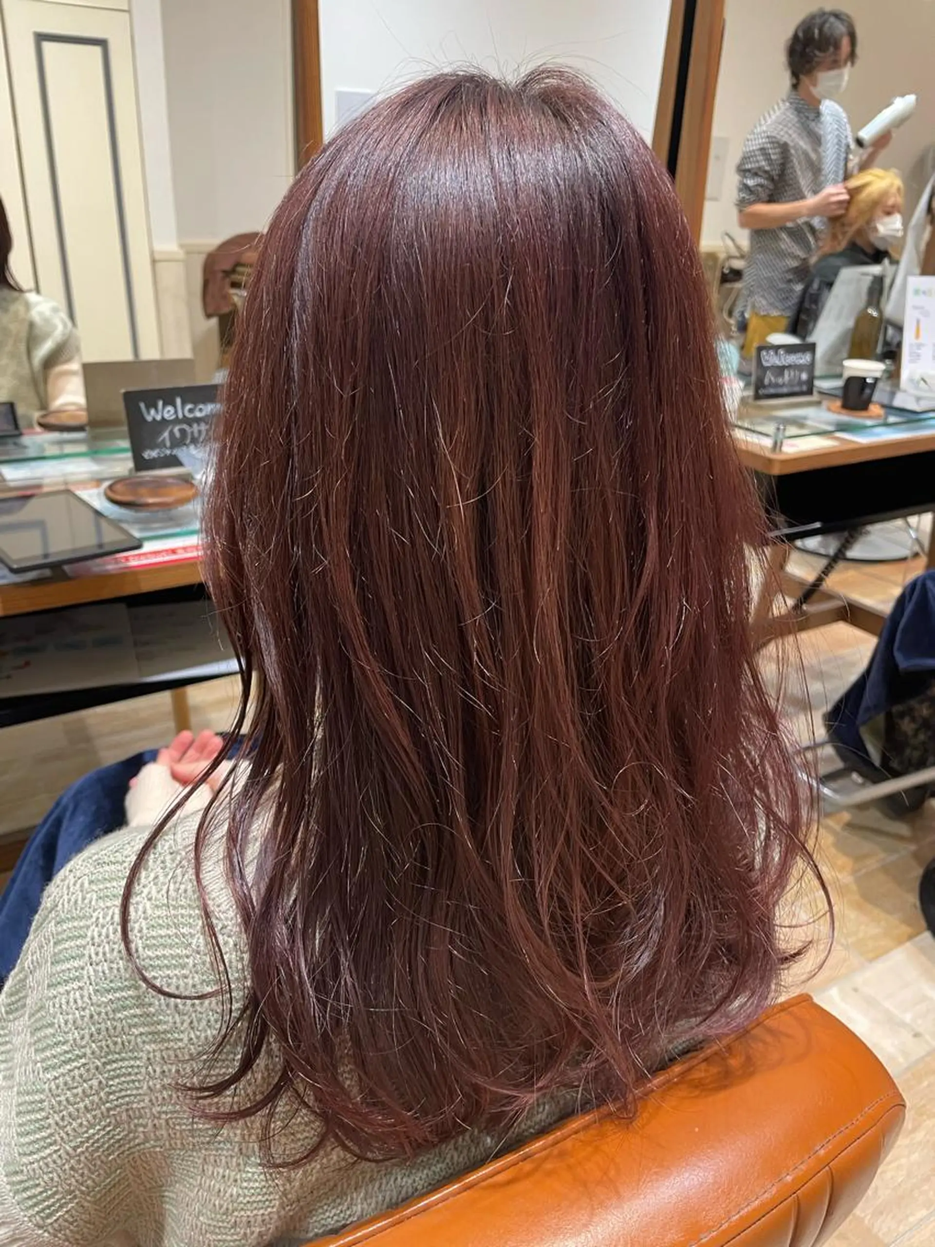 ロング 松島 涼花のヘアスタイル