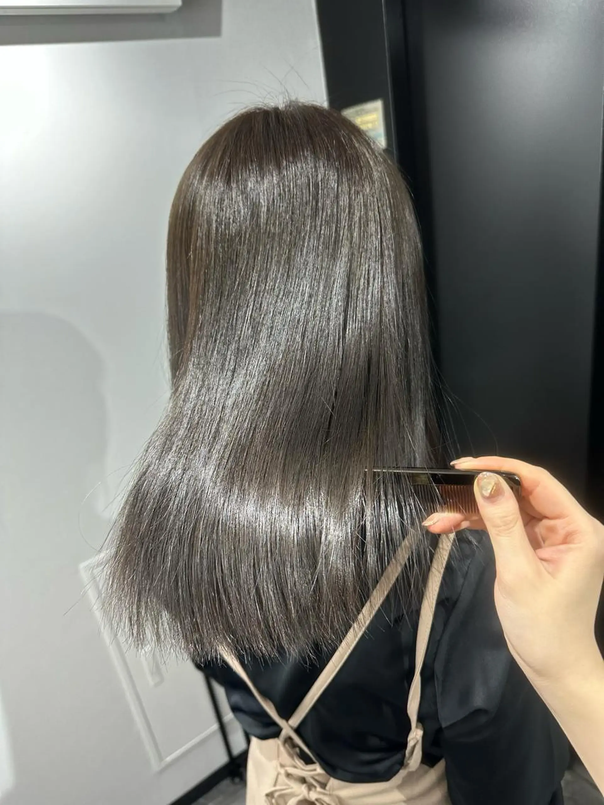 ミディアム カラー ヘアカラー トリートメント 近藤千翔🩵 髪質改善Periodのエステ・リラクイメージ