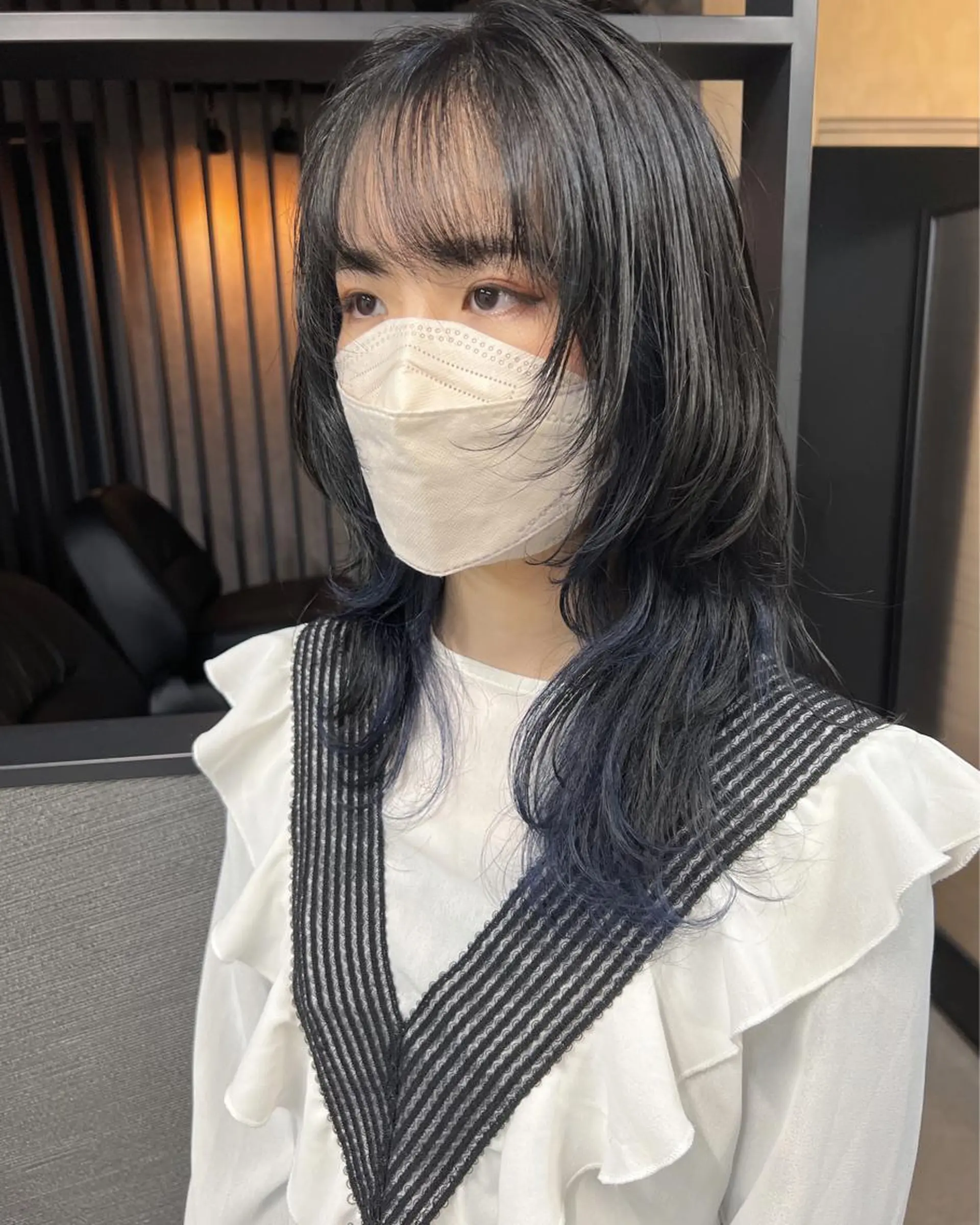 セミロング ブリーチ/ウルフ ハッシュカット/石山のヘアスタイル