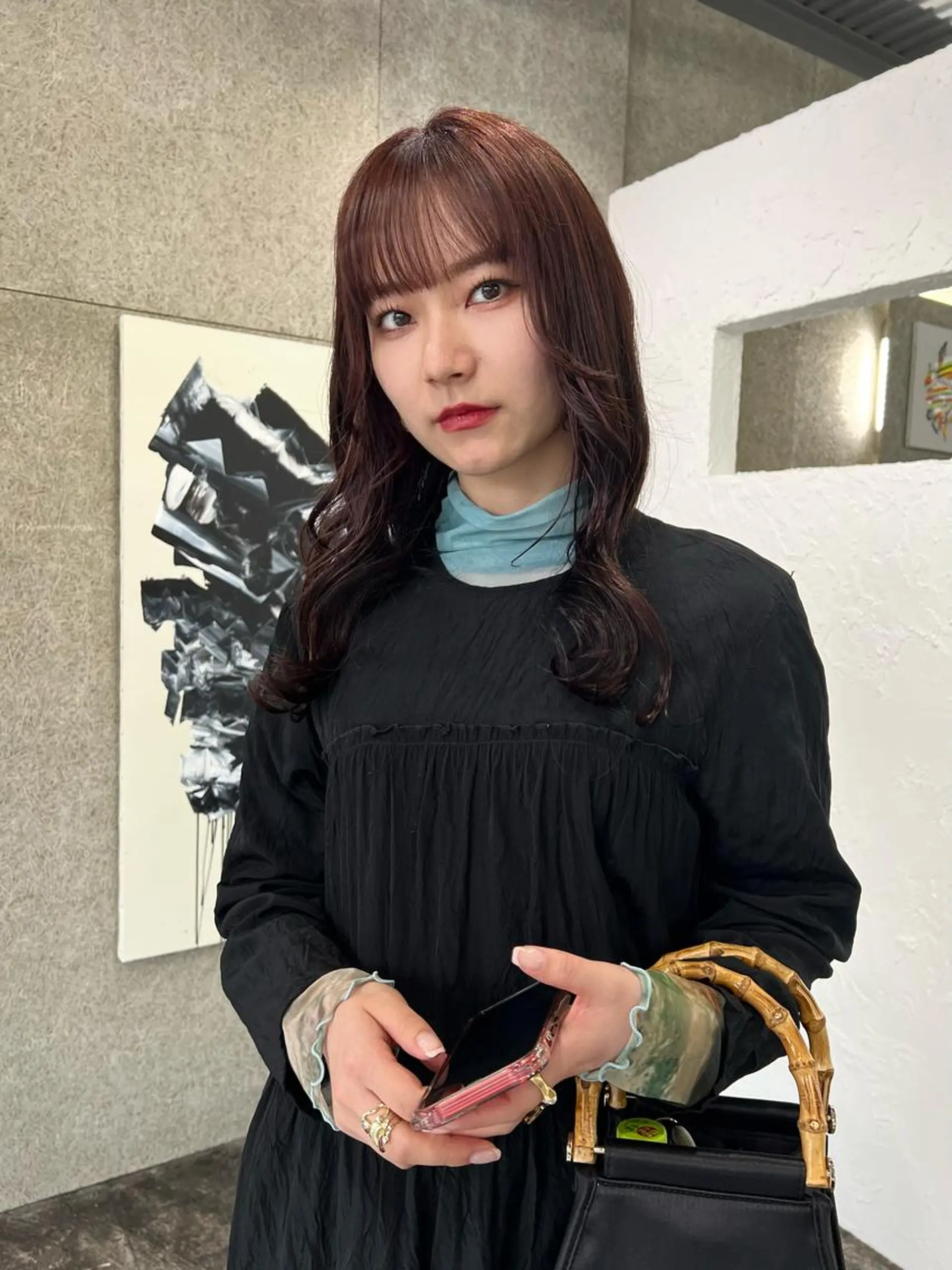 ロング ピンクブラウン eim AYUKAのヘアスタイル