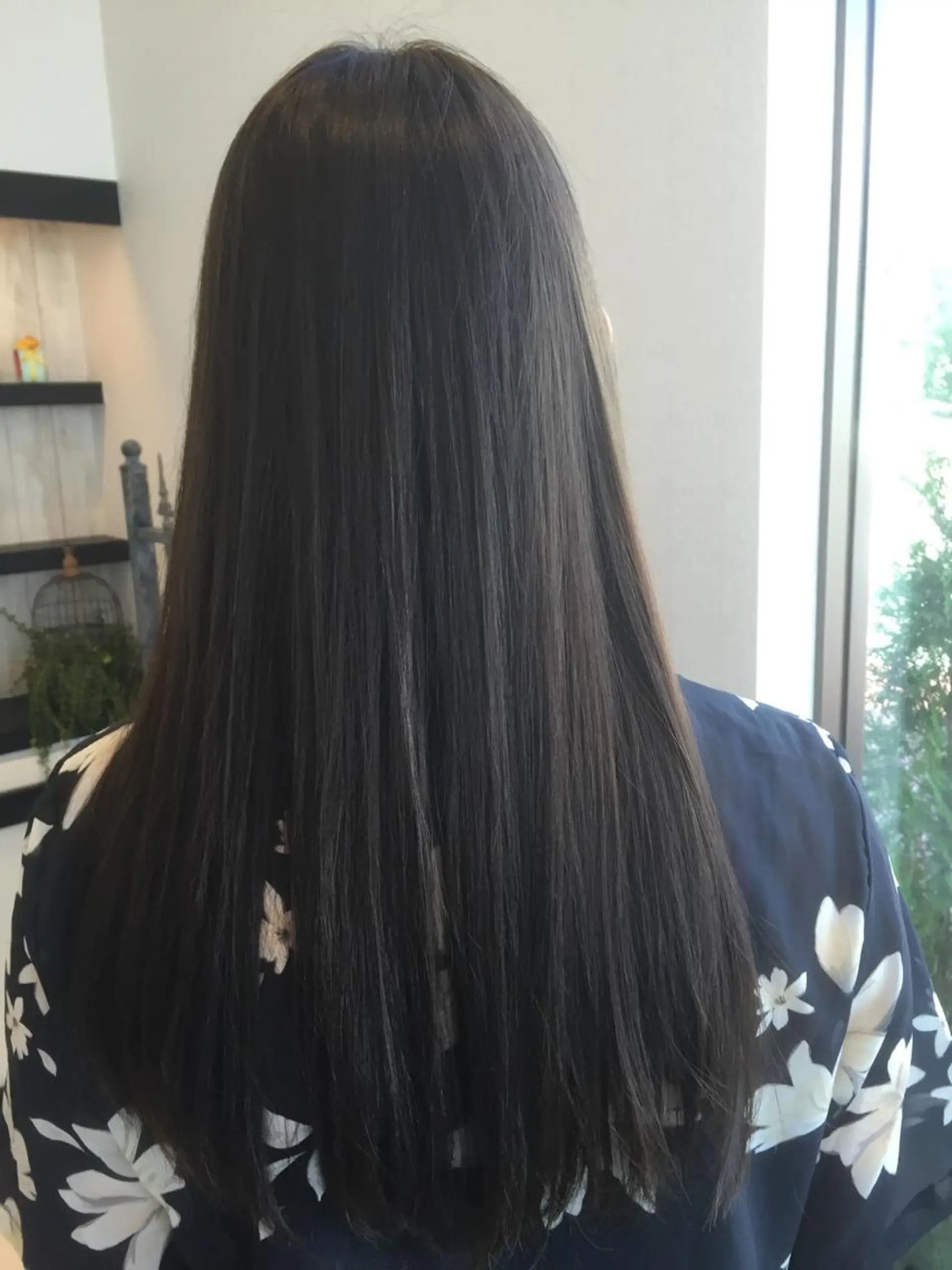 ロング カラー アッシュ 難しい髪質の縮毛矯正 高岡/射水/髪質改善のヘアスタイル