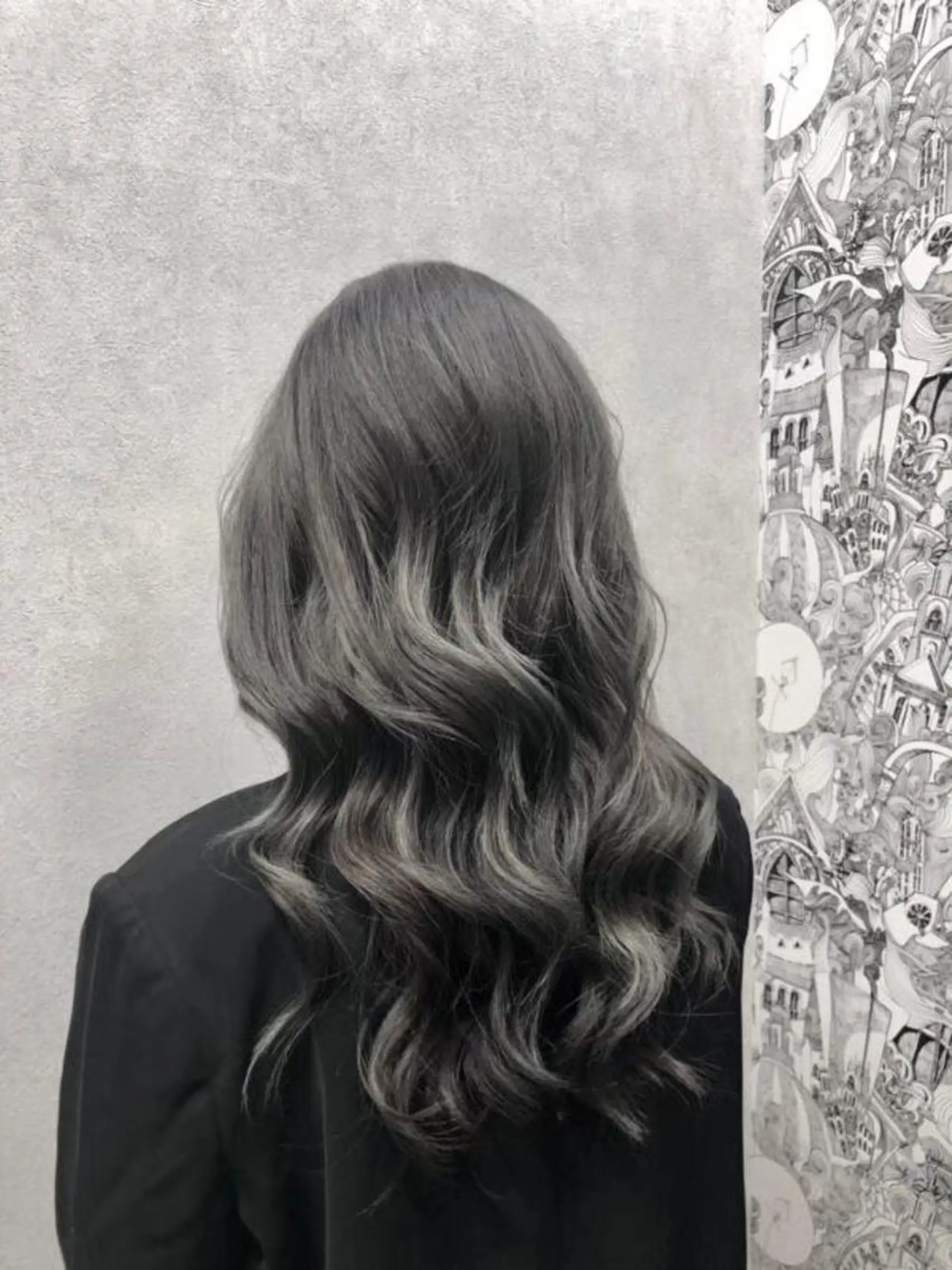 セミロング カラー 透明感カラー グレージュ うる艶カラー🤍 SAKI🧸錦糸町のヘアスタイル