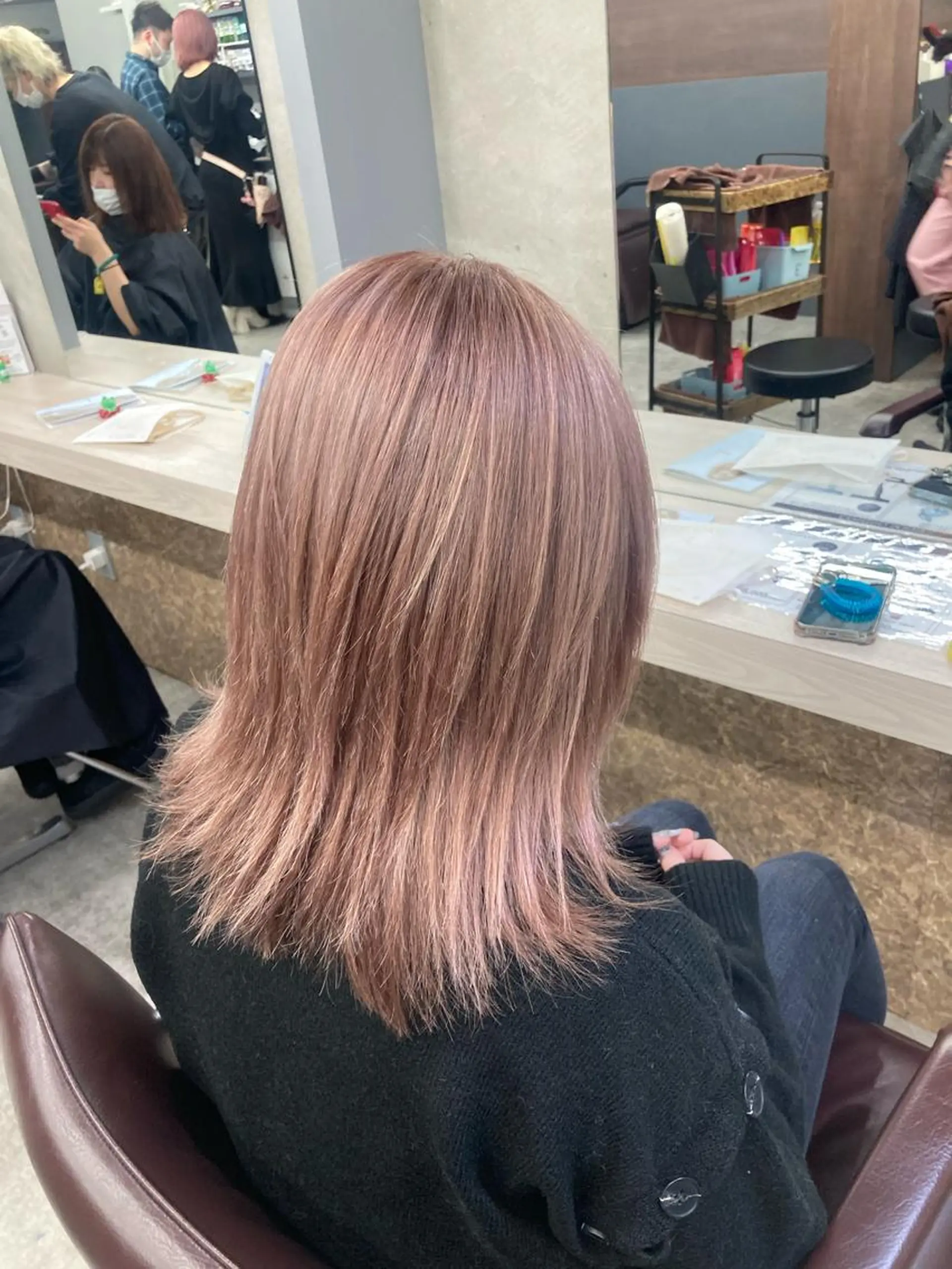 セミロング カラー ベージュカラー ヘアカラー トリートメント ブリーチ&似合せボブ 田中寛十のヘアスタイル