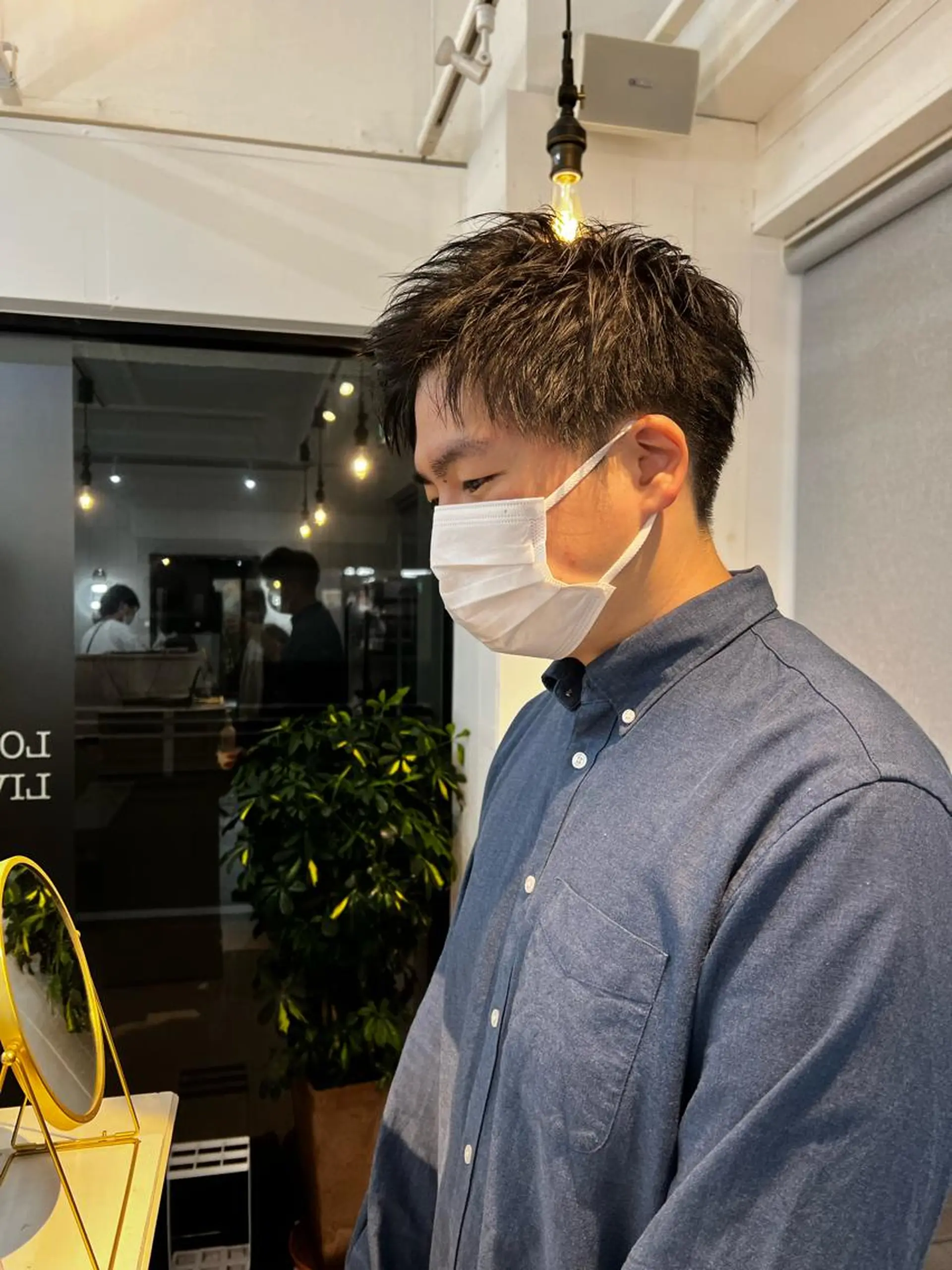 ショート メンズ ダメージレスブリーチ /艶髪/横須賀智也のヘアスタイル