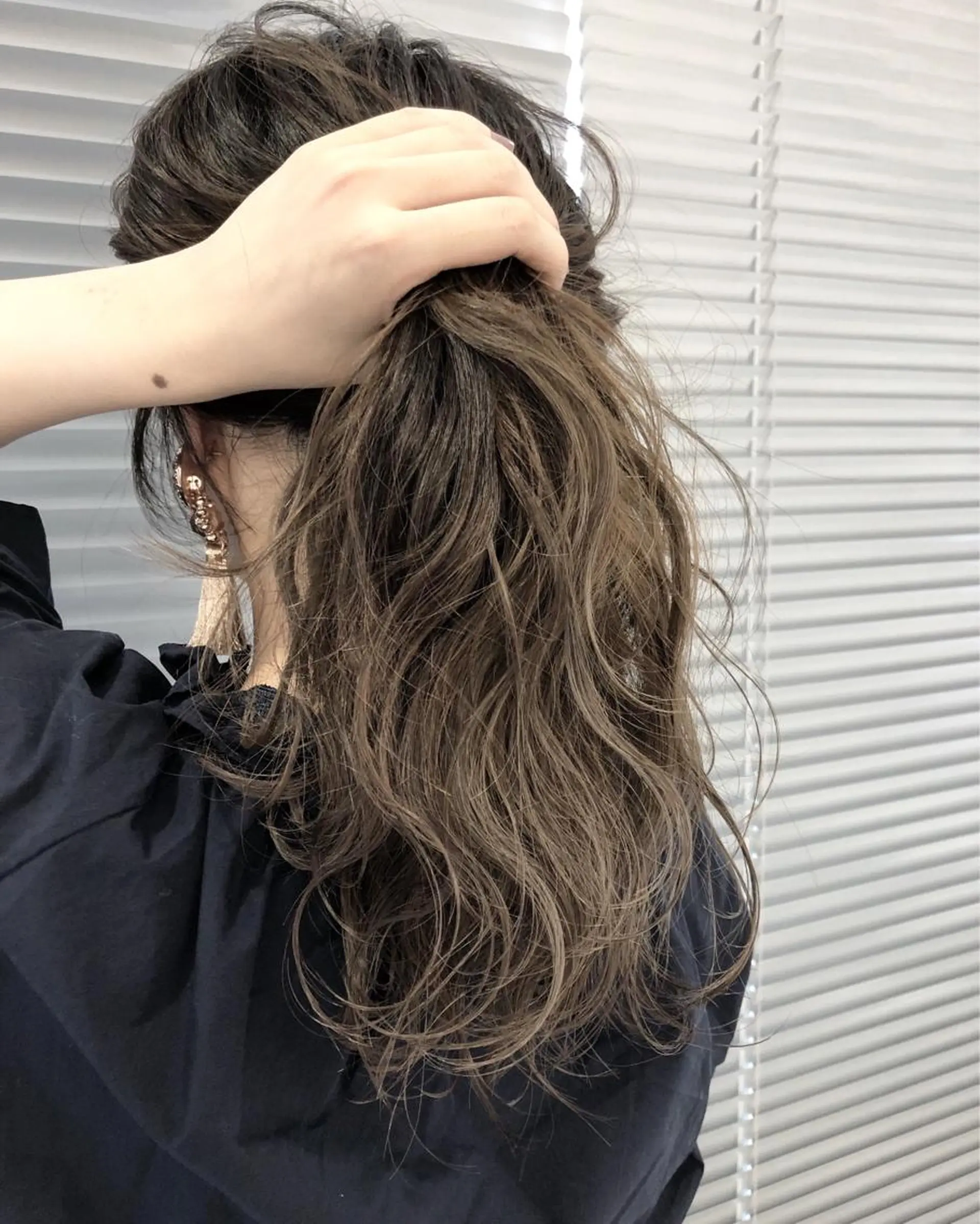 ロング カラー ヘアアレンジ 榎園 由美のヘアスタイル