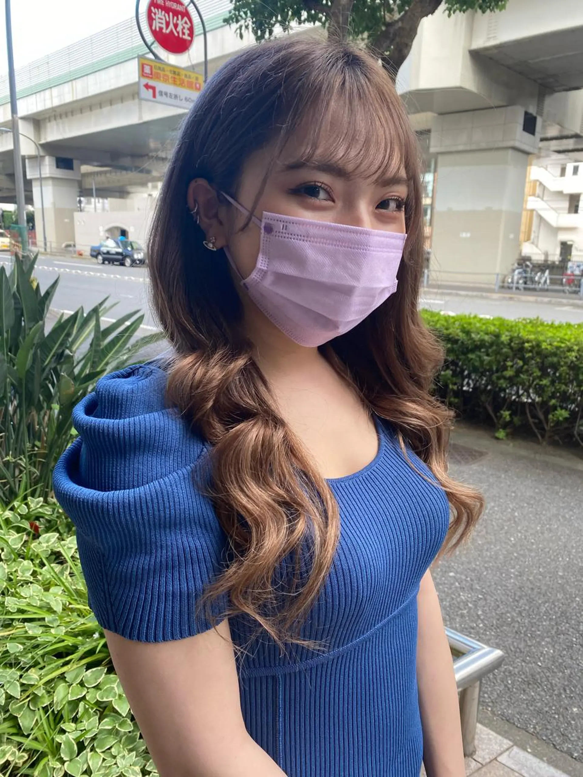 ロング カラー モモカ/ハイトーン /バレイヤージュのヘアスタイル