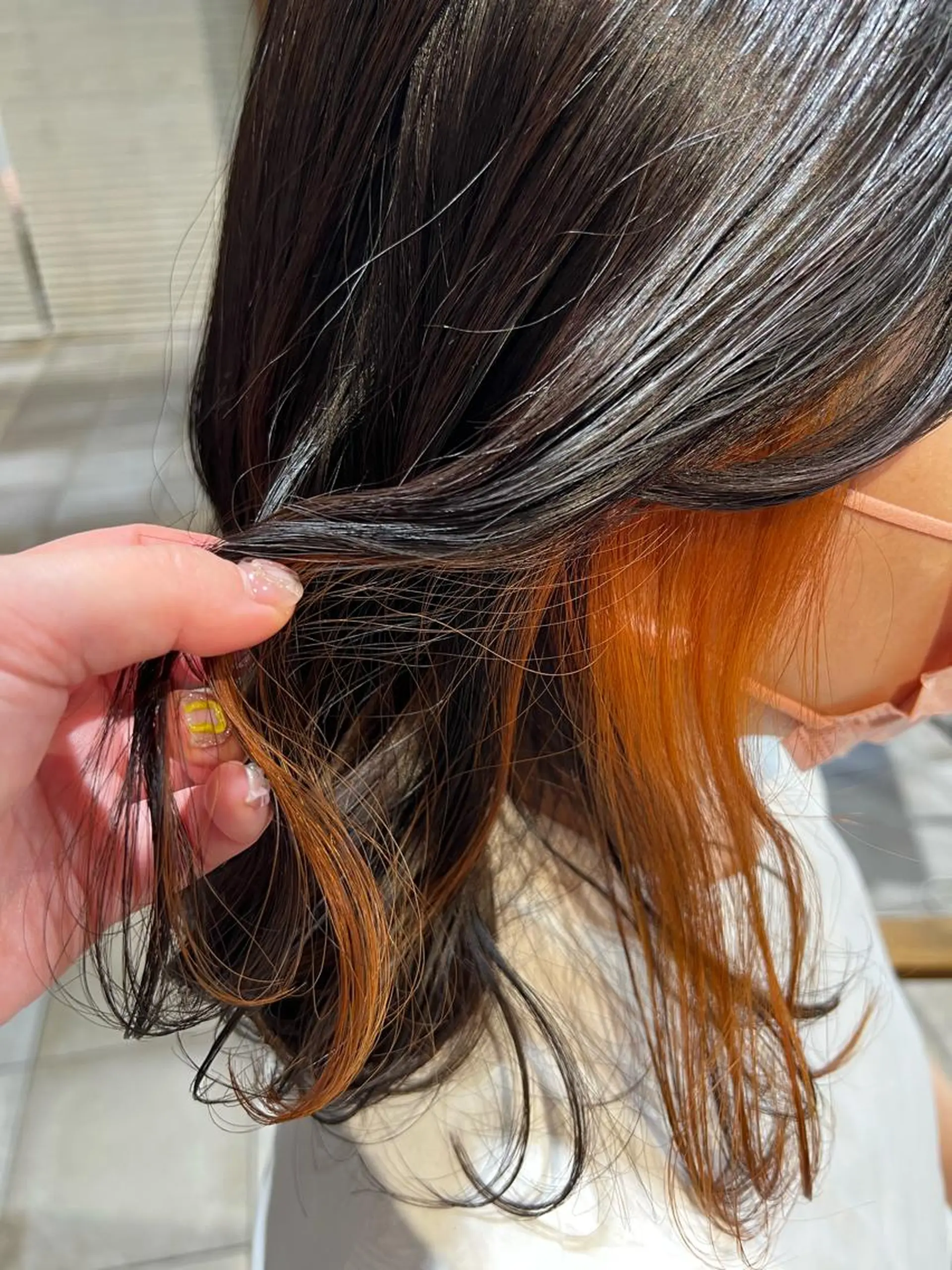 カラー イヤリングカラー オレンジ ながやま まいのヘアスタイル