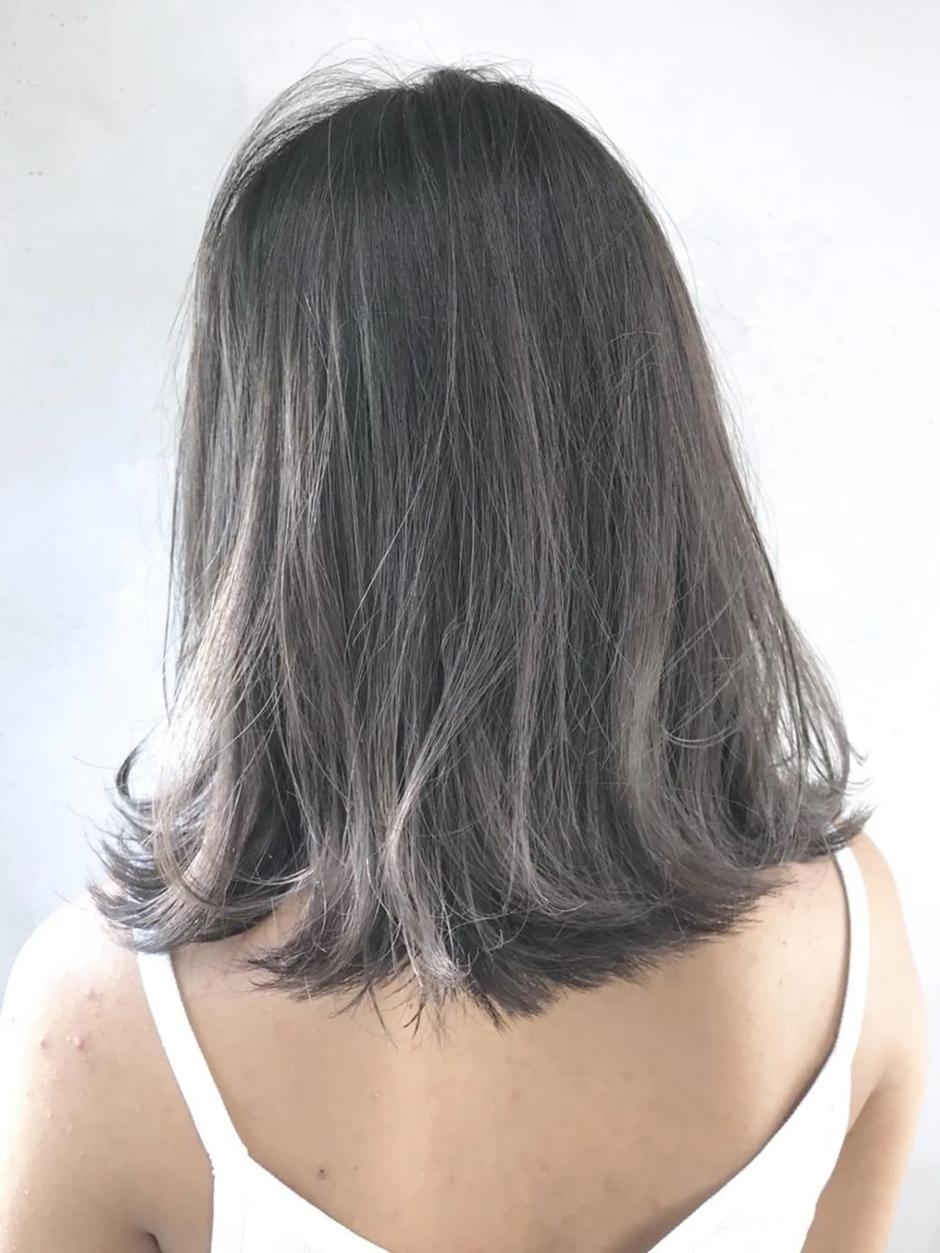ミディアム カラー パーマ ヘアアレンジ グラデーションカラー ラベンダーカラー ITbyALBUM 中野店のヘアスタイル