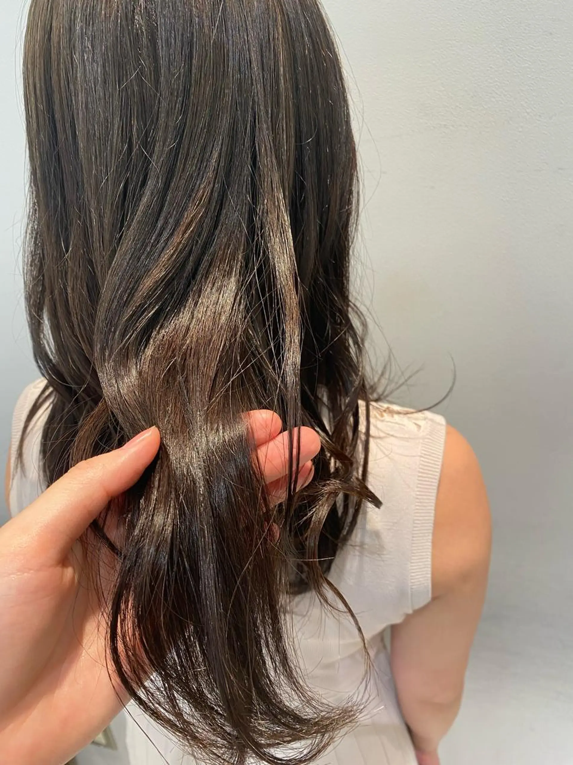 セミロング 髪質改善 トリートメント mira share salon所属・ブリーチカラー🐼 sayukiのヘアスタイル